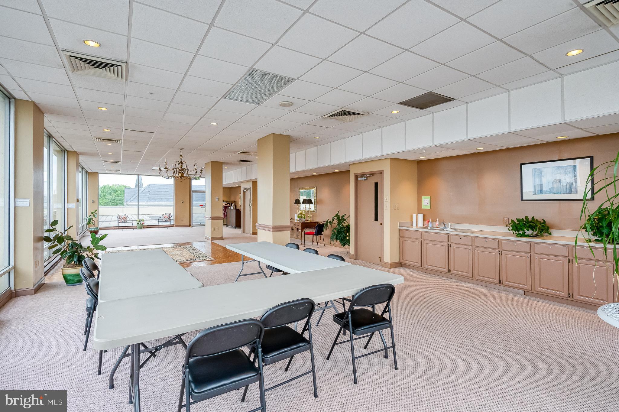 PENTHOUSE CONDOMINIUMS - Residential