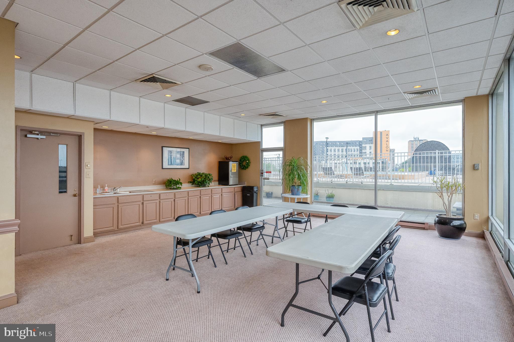PENTHOUSE CONDOMINIUMS - Residential