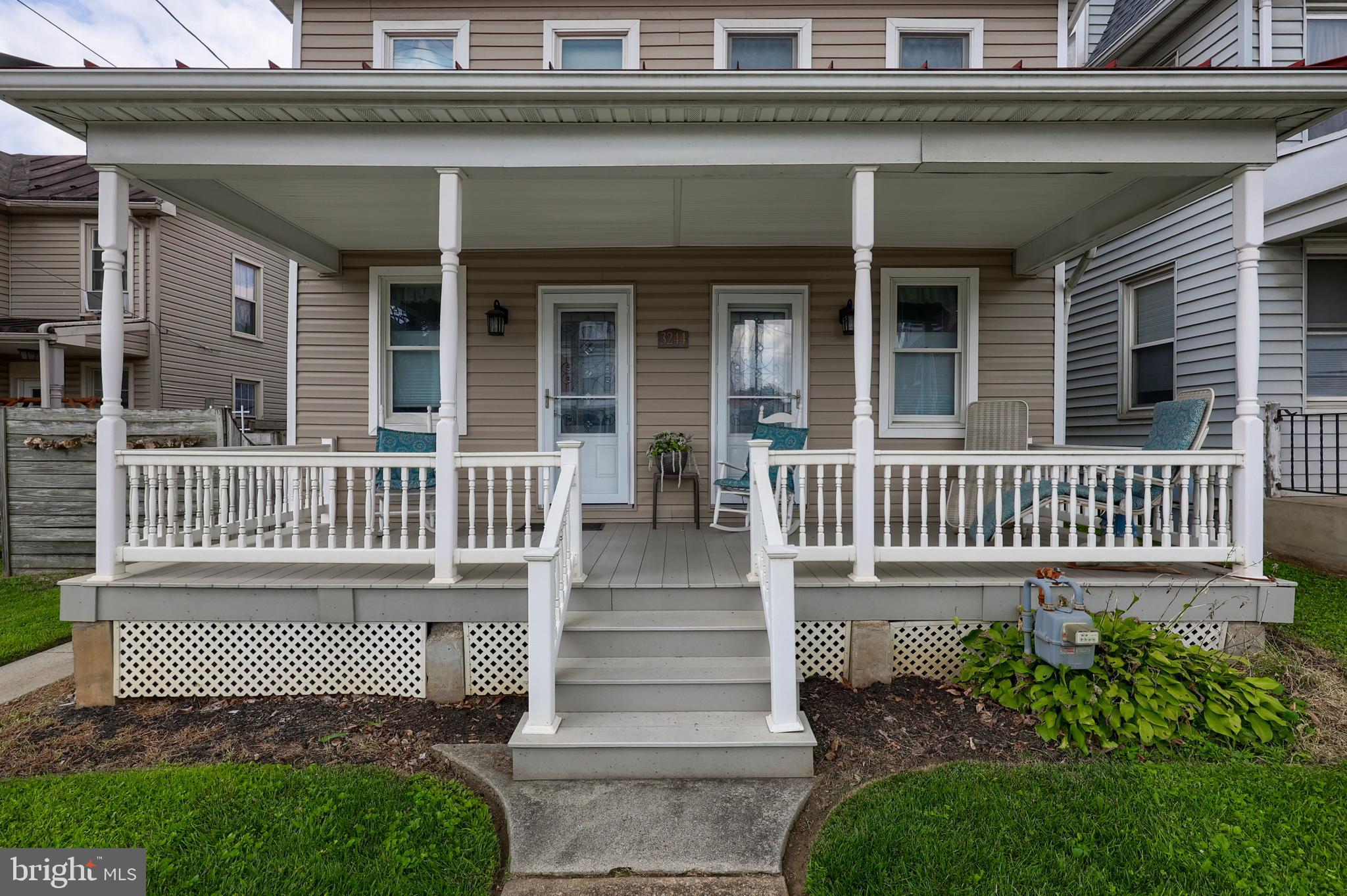 3244 N GEORGE STREET