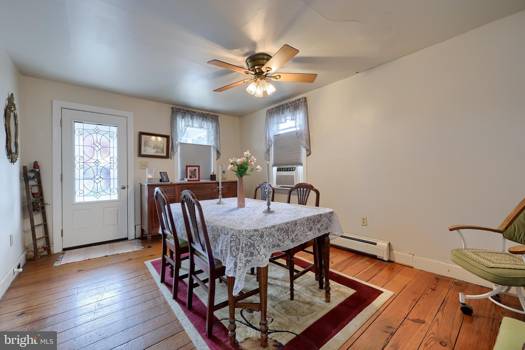 3244 N GEORGE STREET