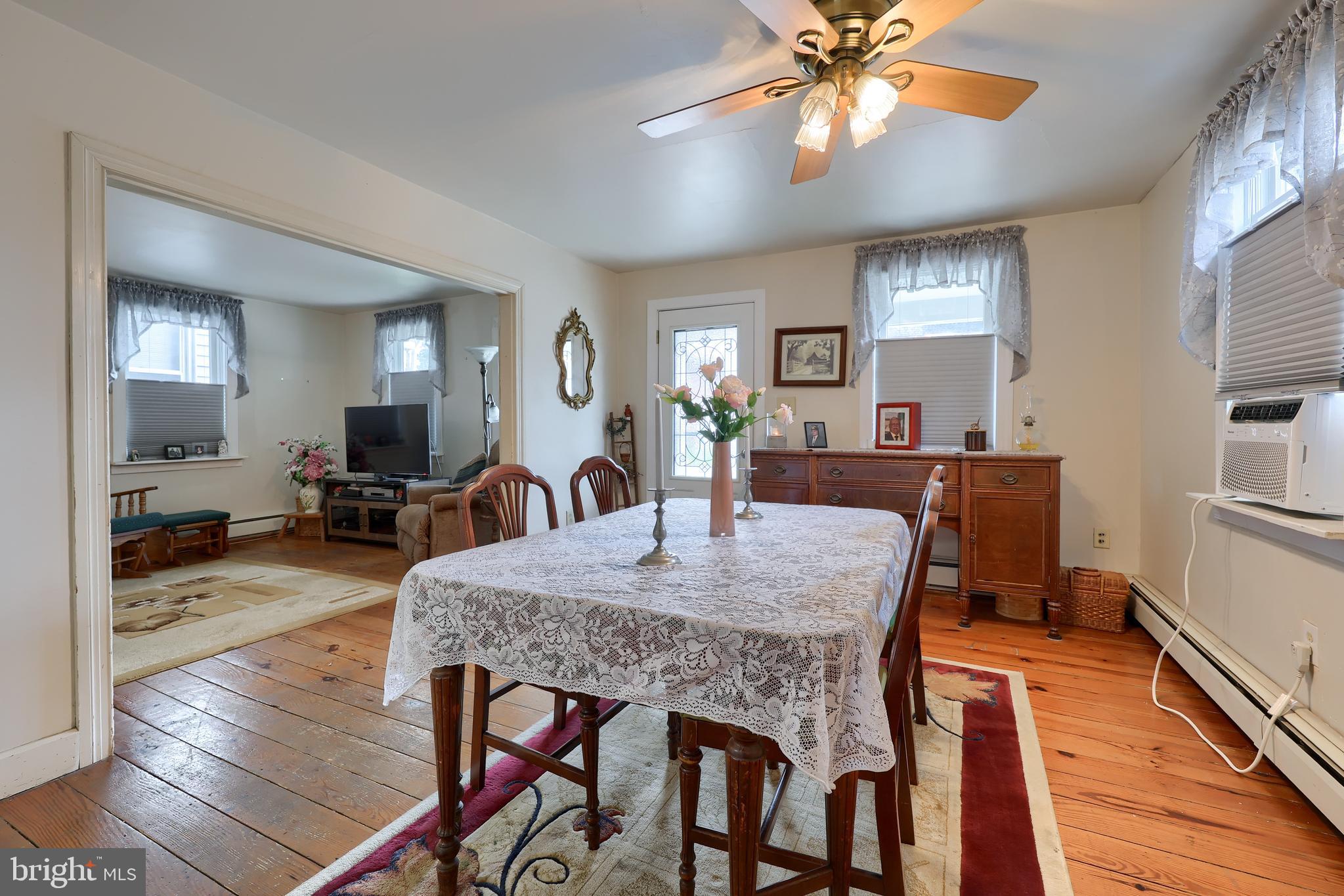 3244 N GEORGE STREET