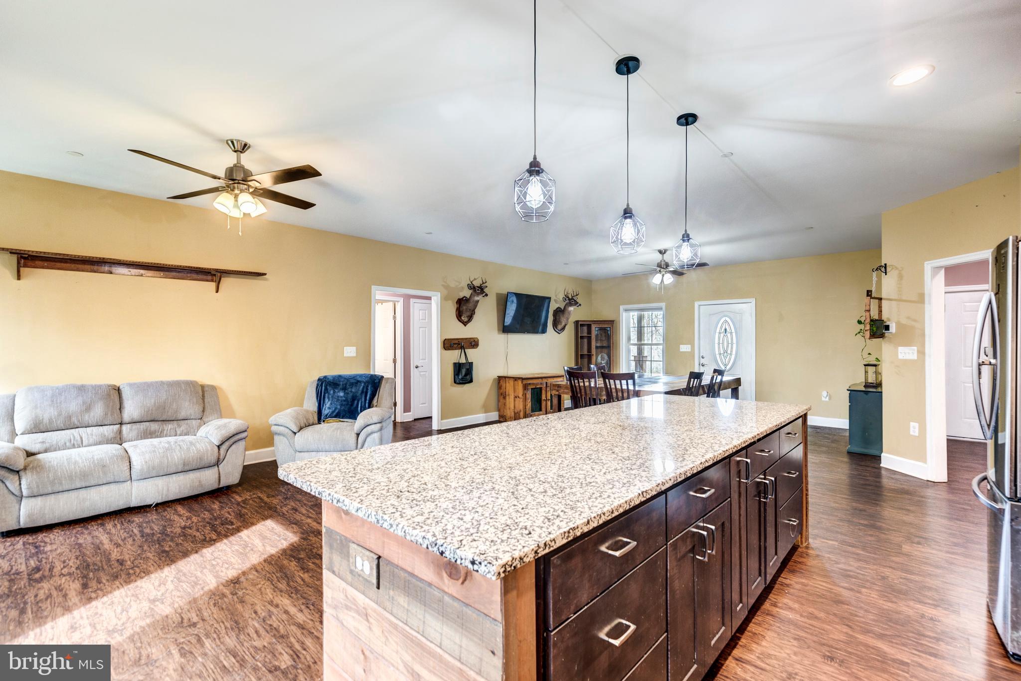 KELLYS DELIGHT - Residential