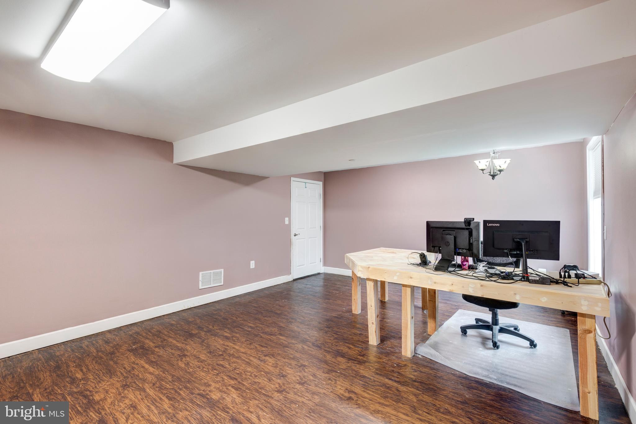 KELLYS DELIGHT - Residential