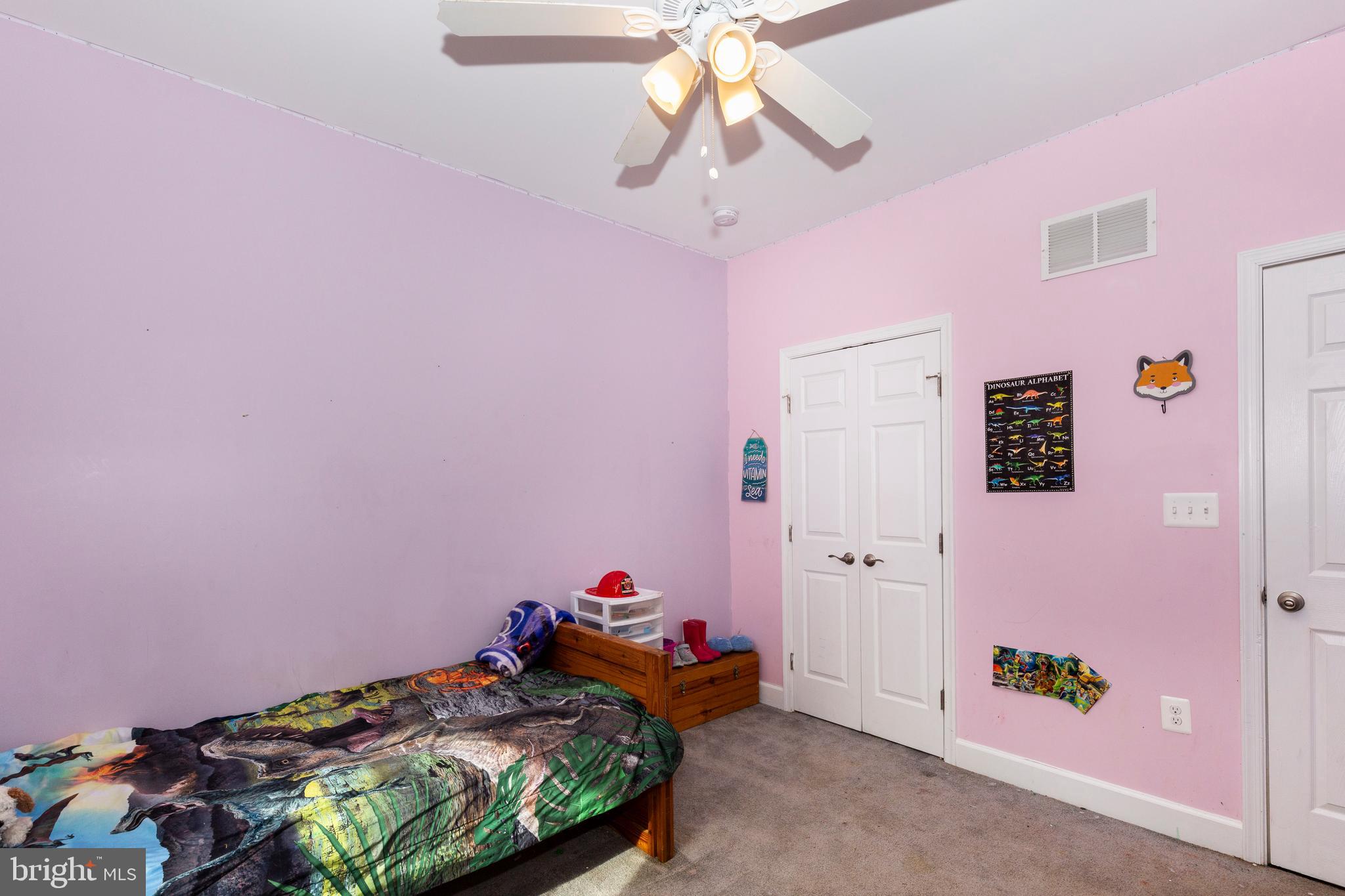 KELLYS DELIGHT - Residential