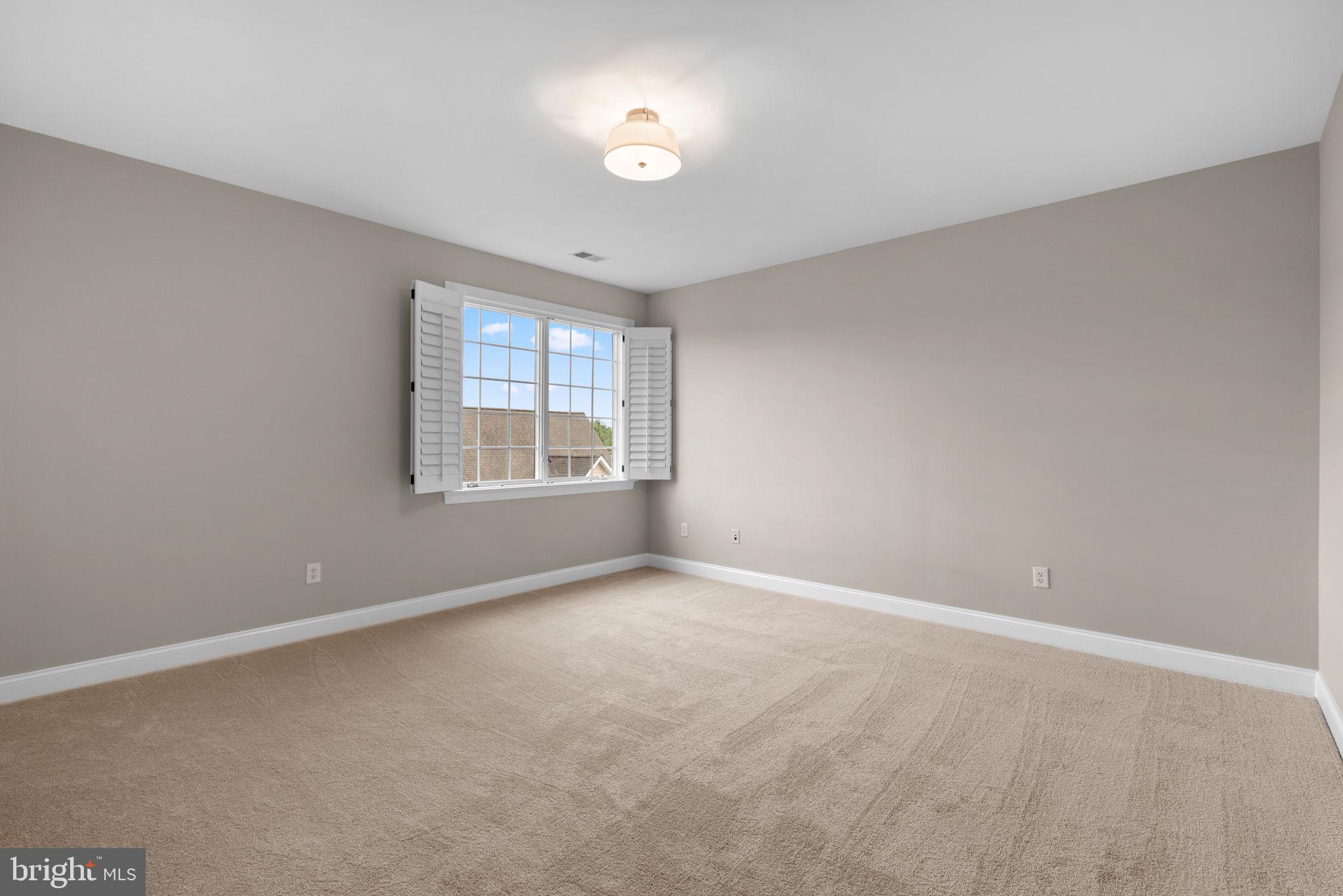 FOX MEADOW - Residential