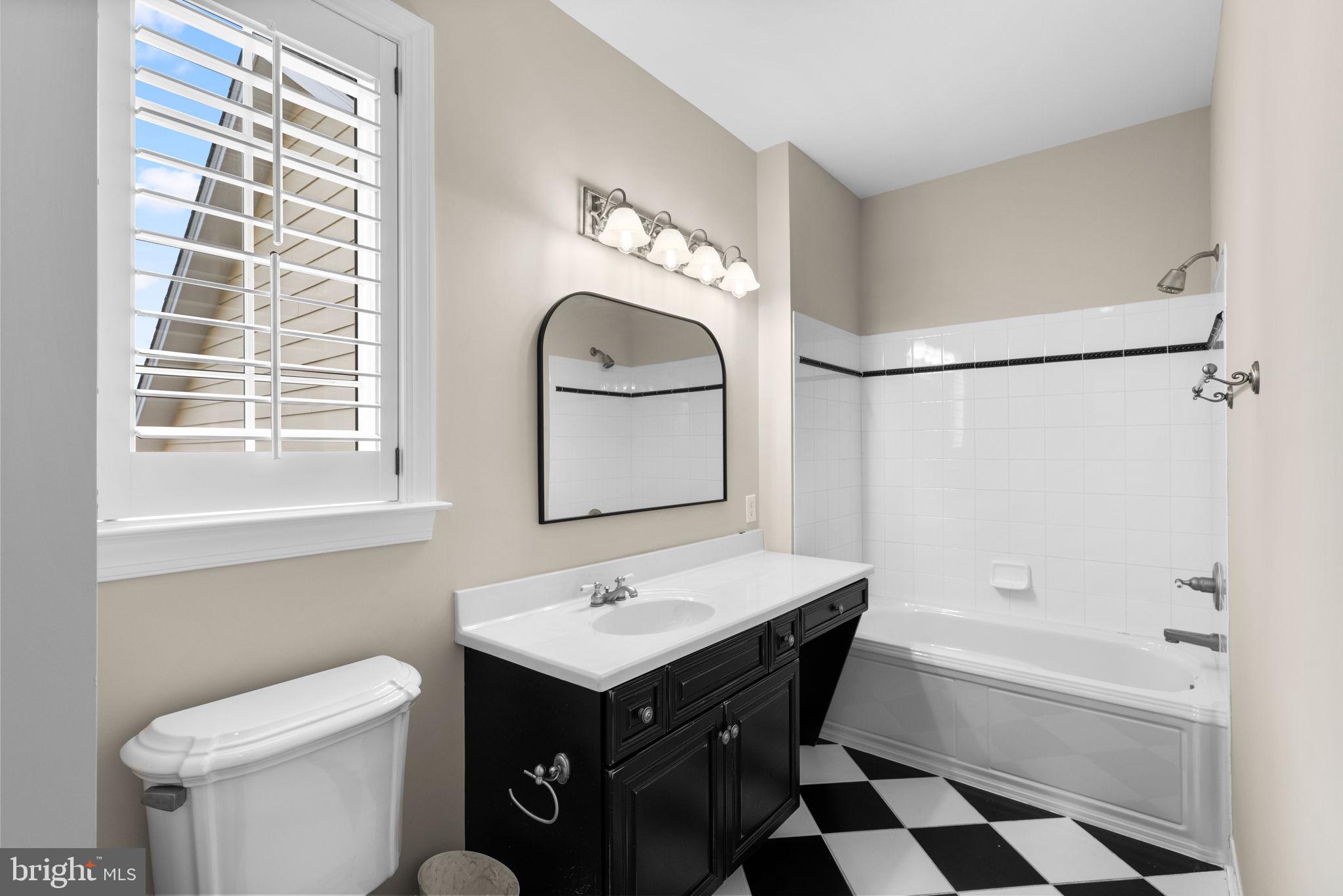 FOX MEADOW - Residential