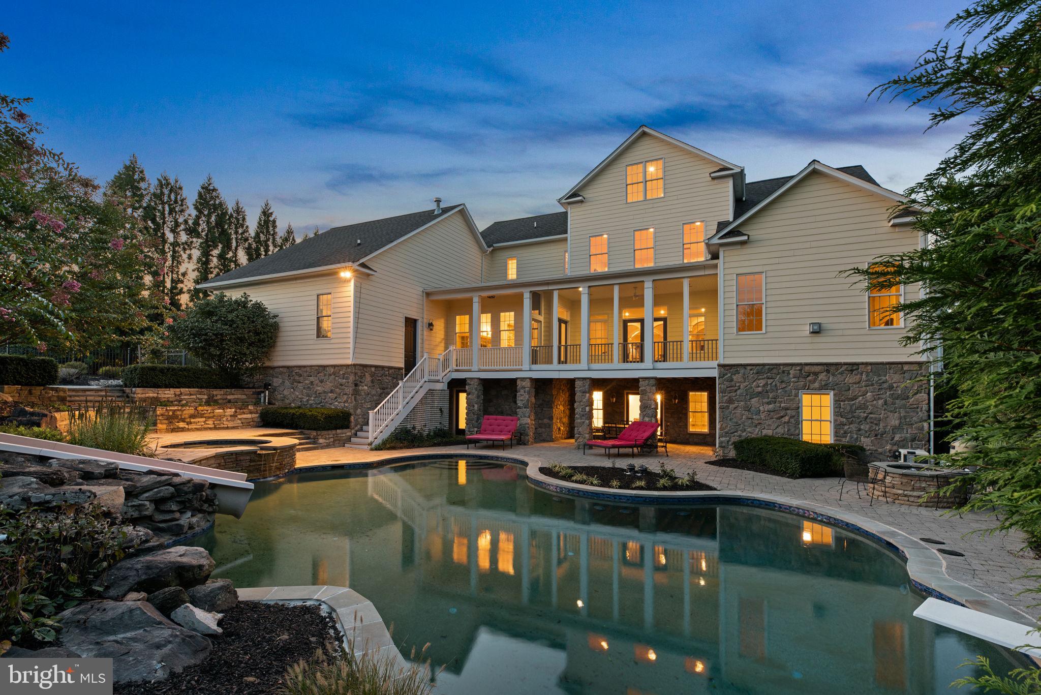 FOX MEADOW - Residential