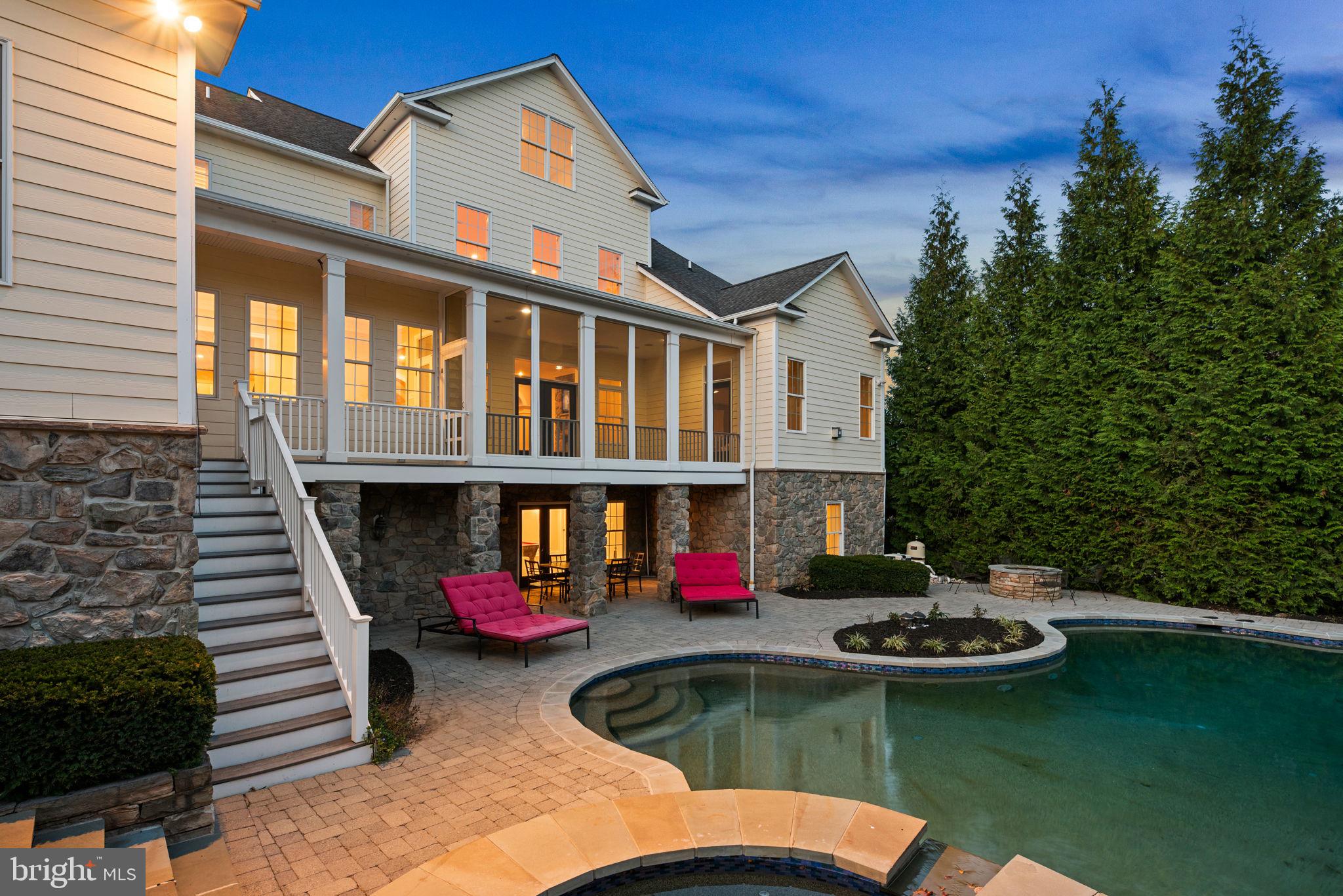 FOX MEADOW - Residential