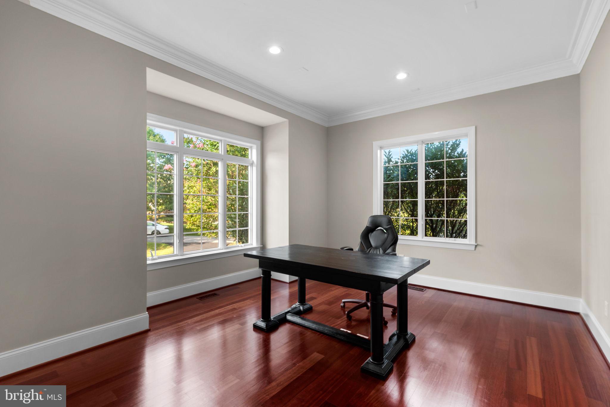 FOX MEADOW - Residential