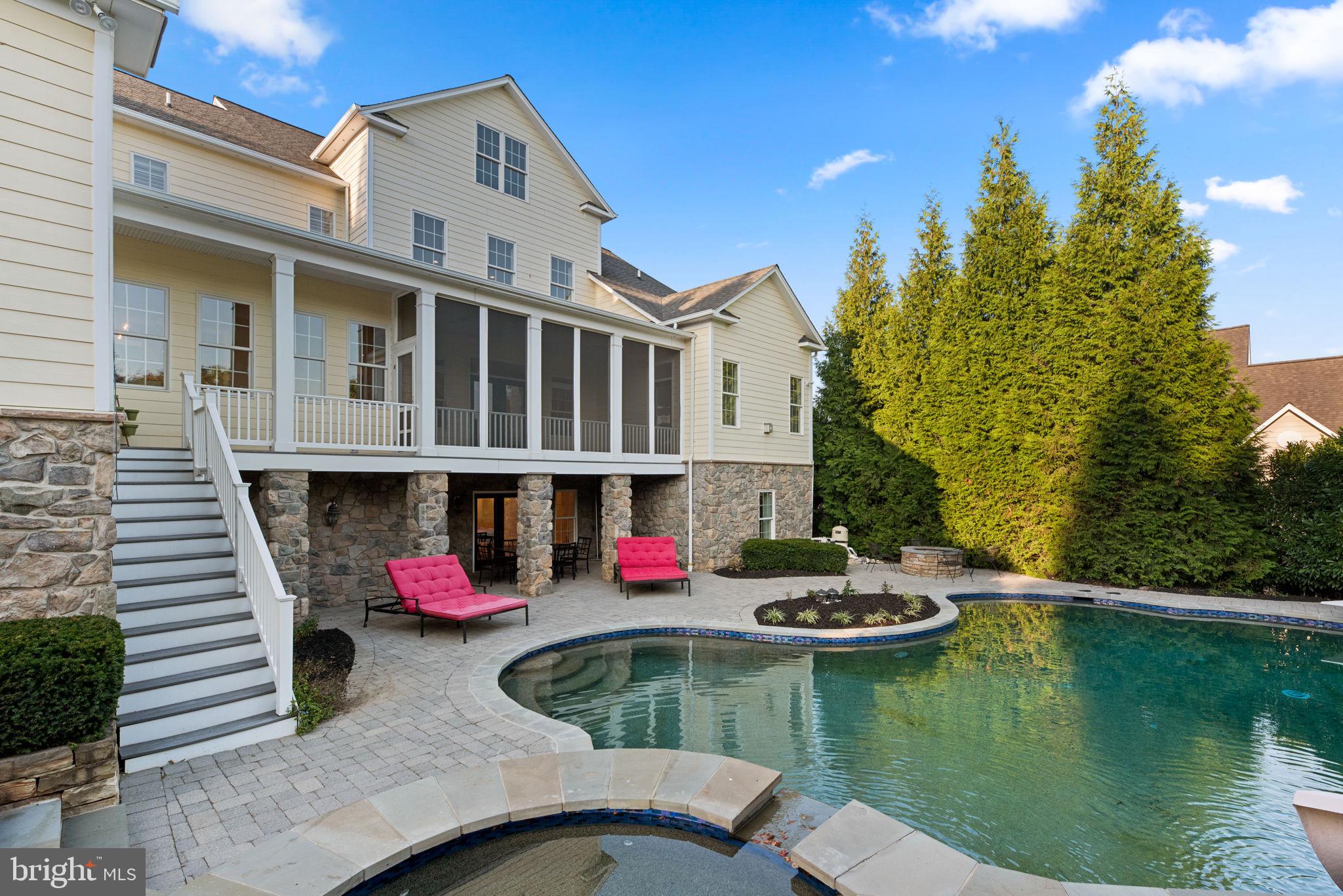 FOX MEADOW - Residential