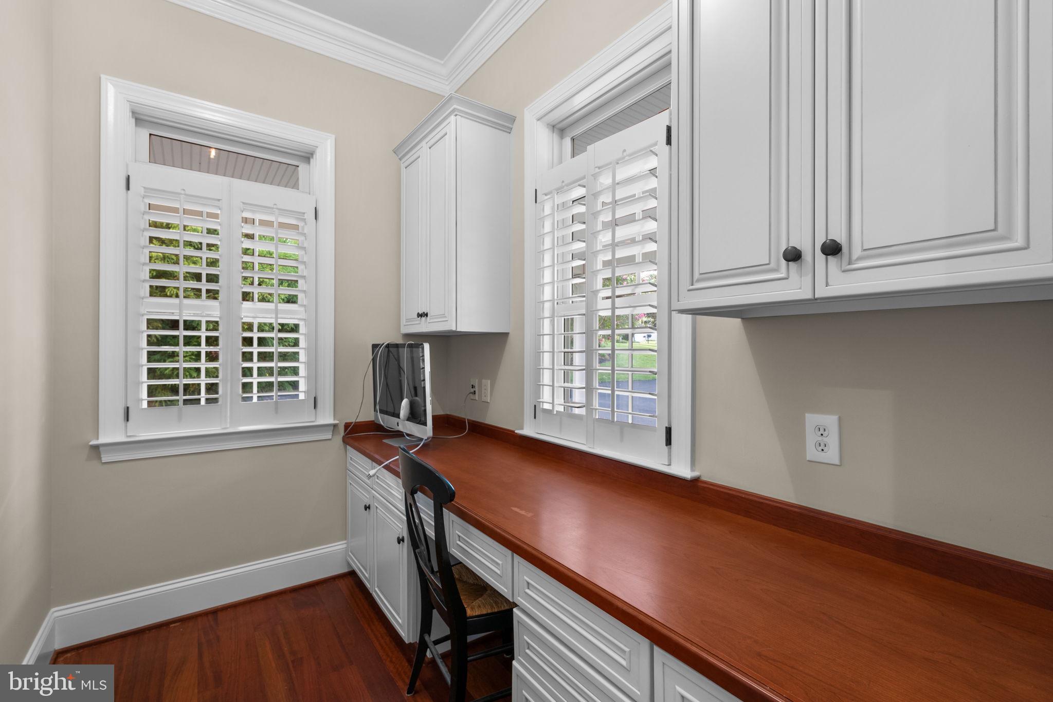 FOX MEADOW - Residential