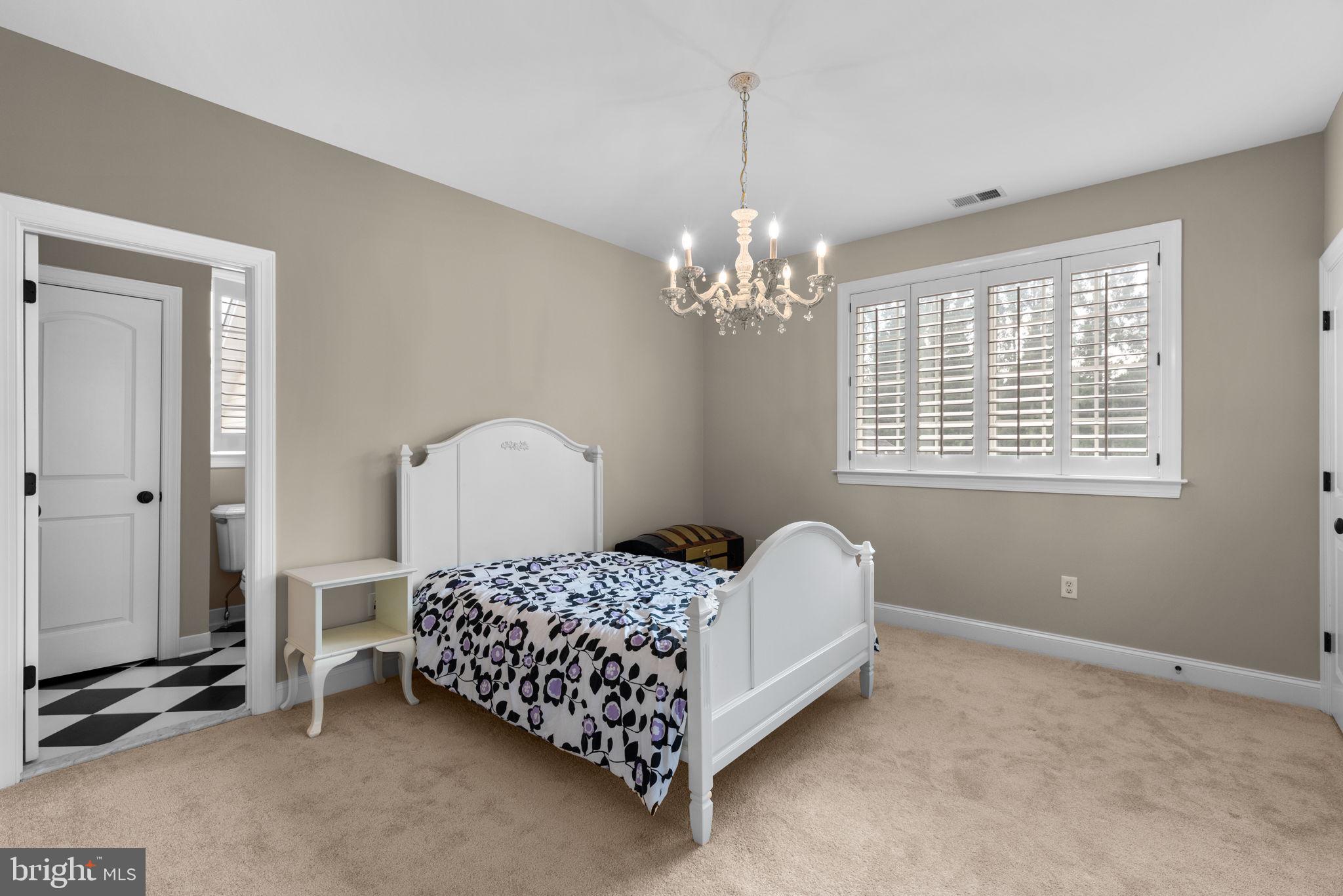 FOX MEADOW - Residential