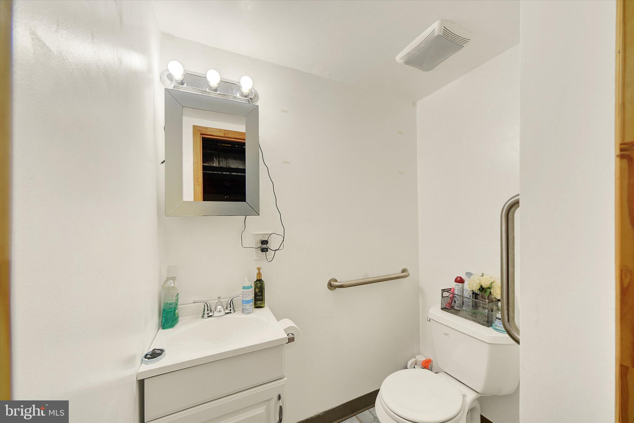 HARRINGTON MANOR - Residential