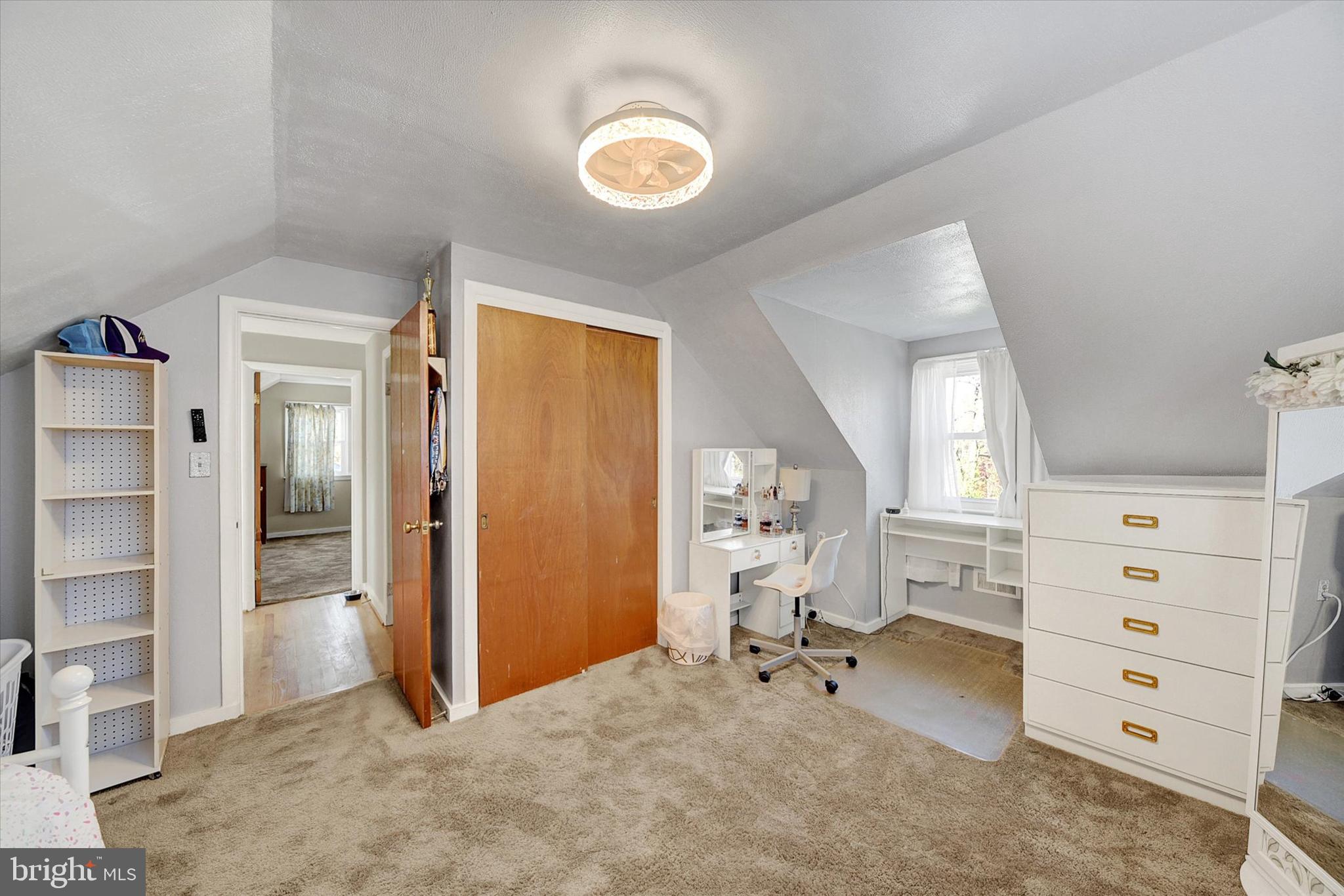 HARRINGTON MANOR - Residential