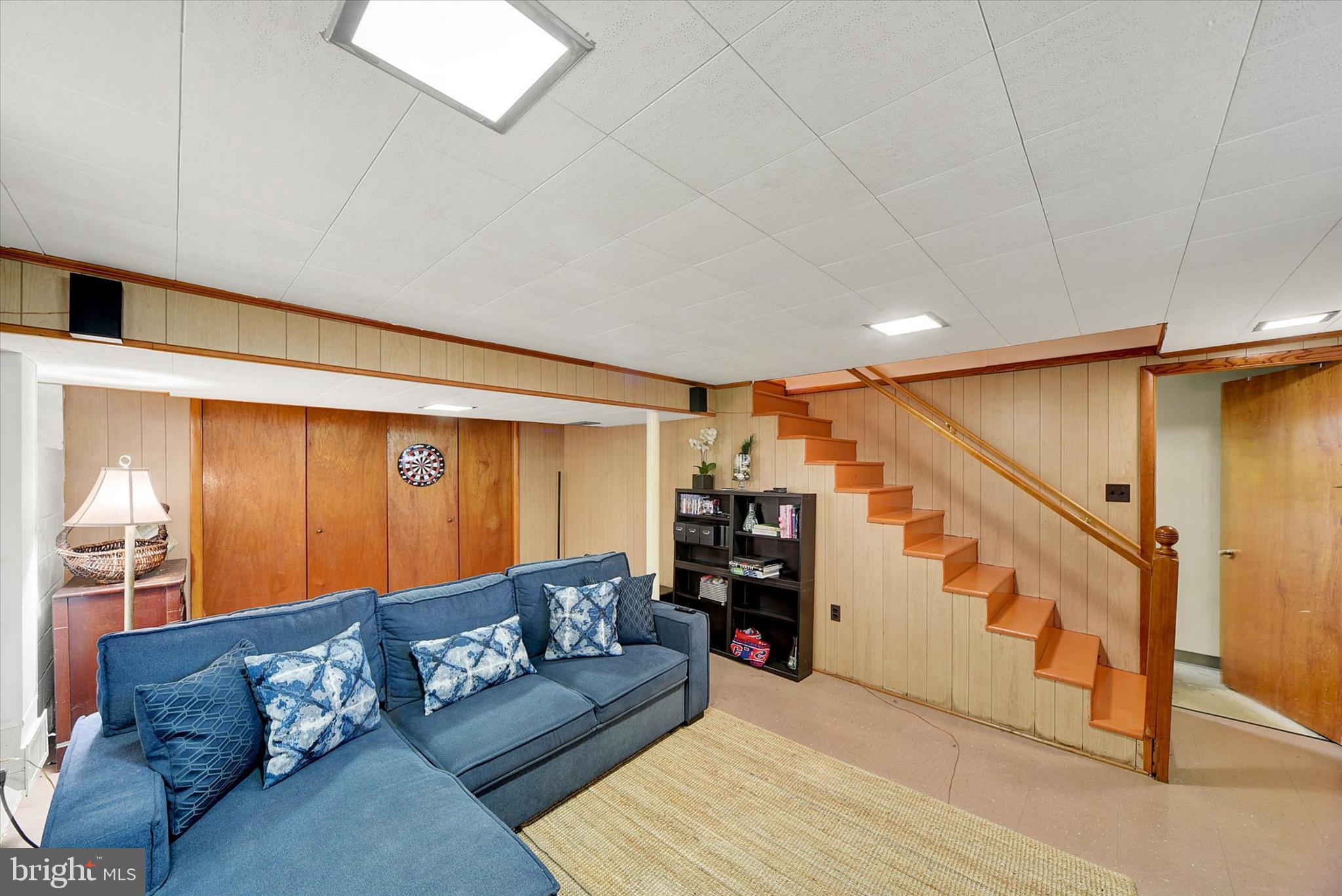 HARRINGTON MANOR - Residential