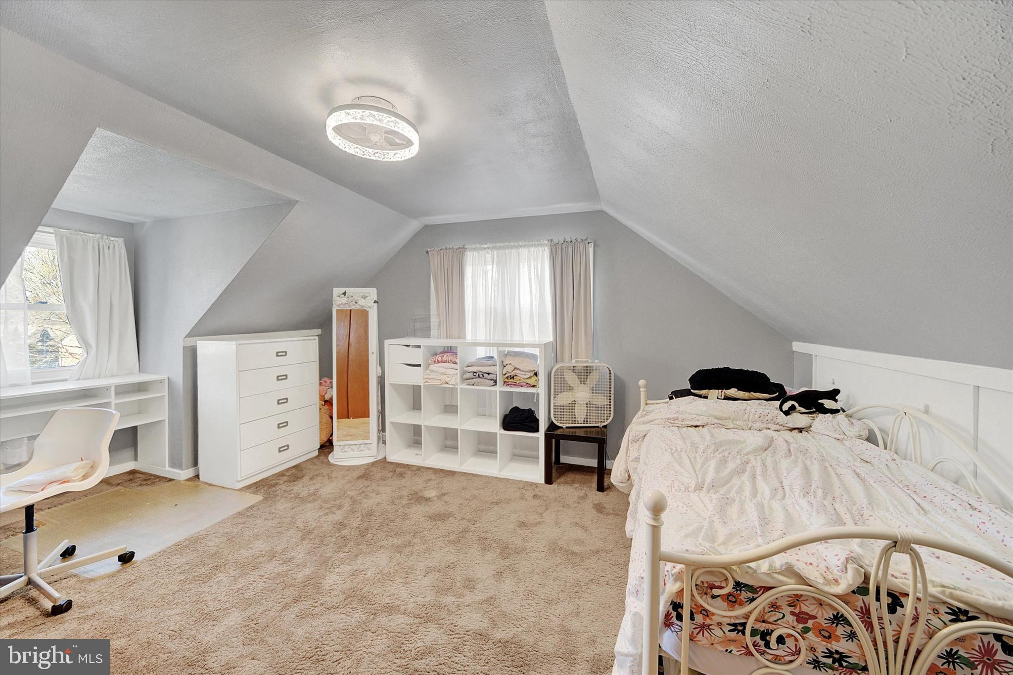 HARRINGTON MANOR - Residential