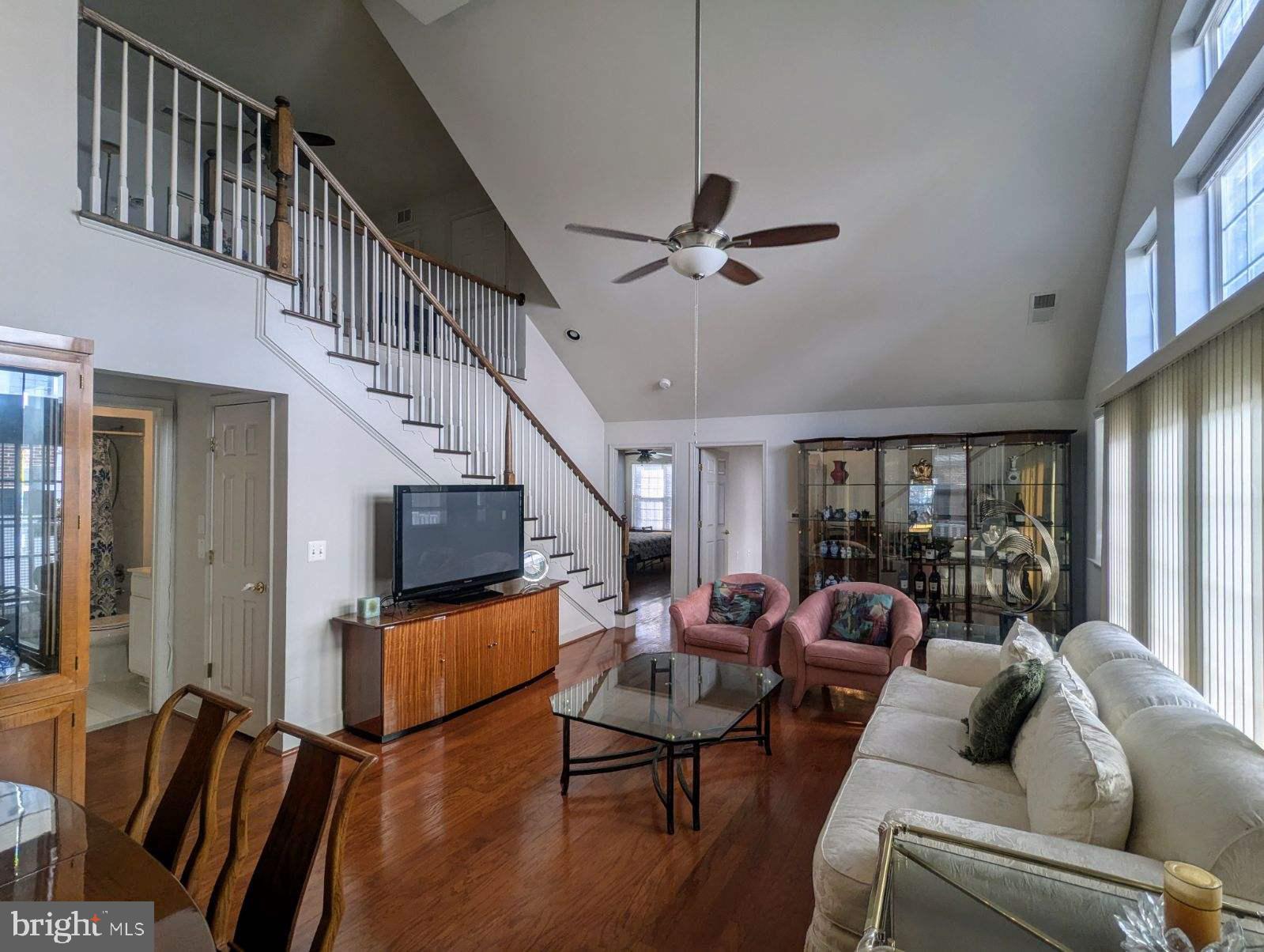 NORTH POTOMAC VILLAGE CONDOS - Residential