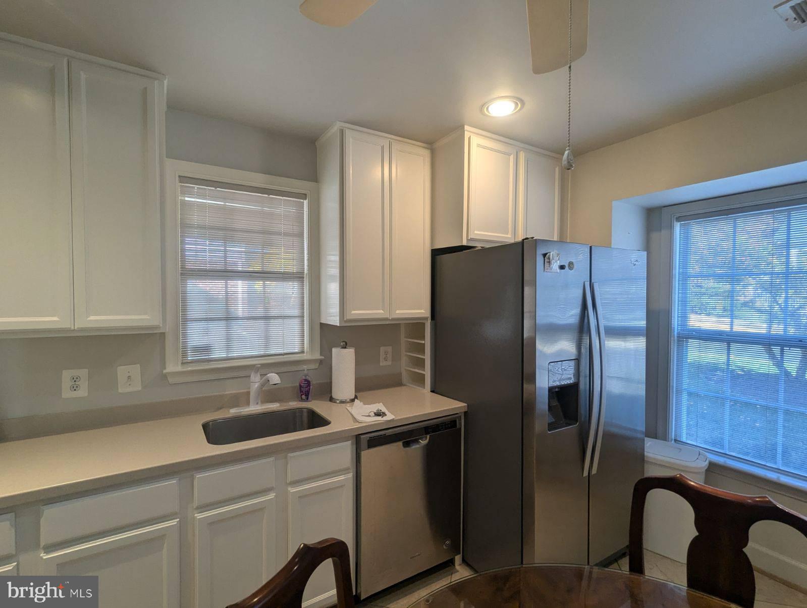 NORTH POTOMAC VILLAGE CONDOS - Residential