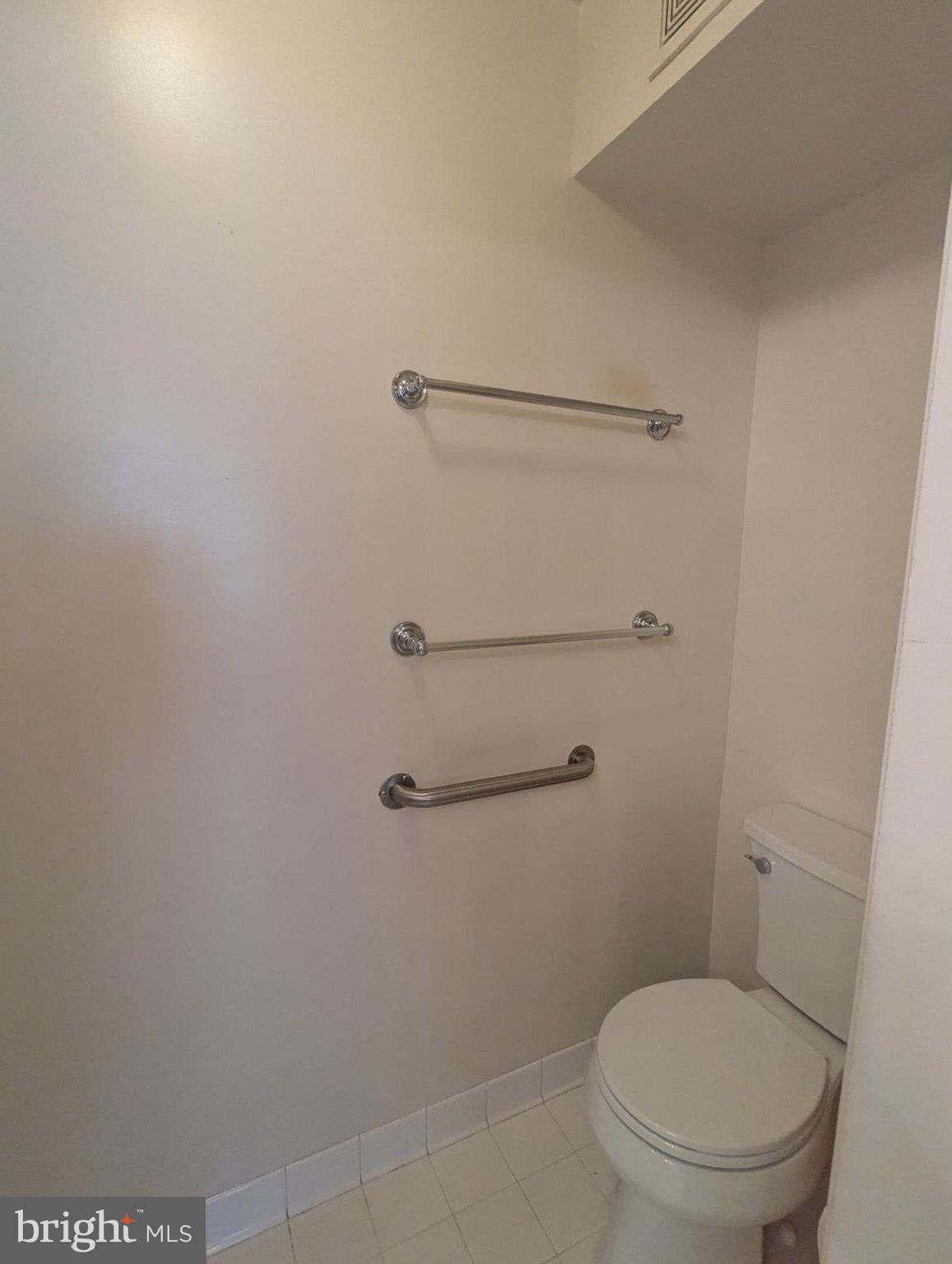 NORTH POTOMAC VILLAGE CONDOS - Residential