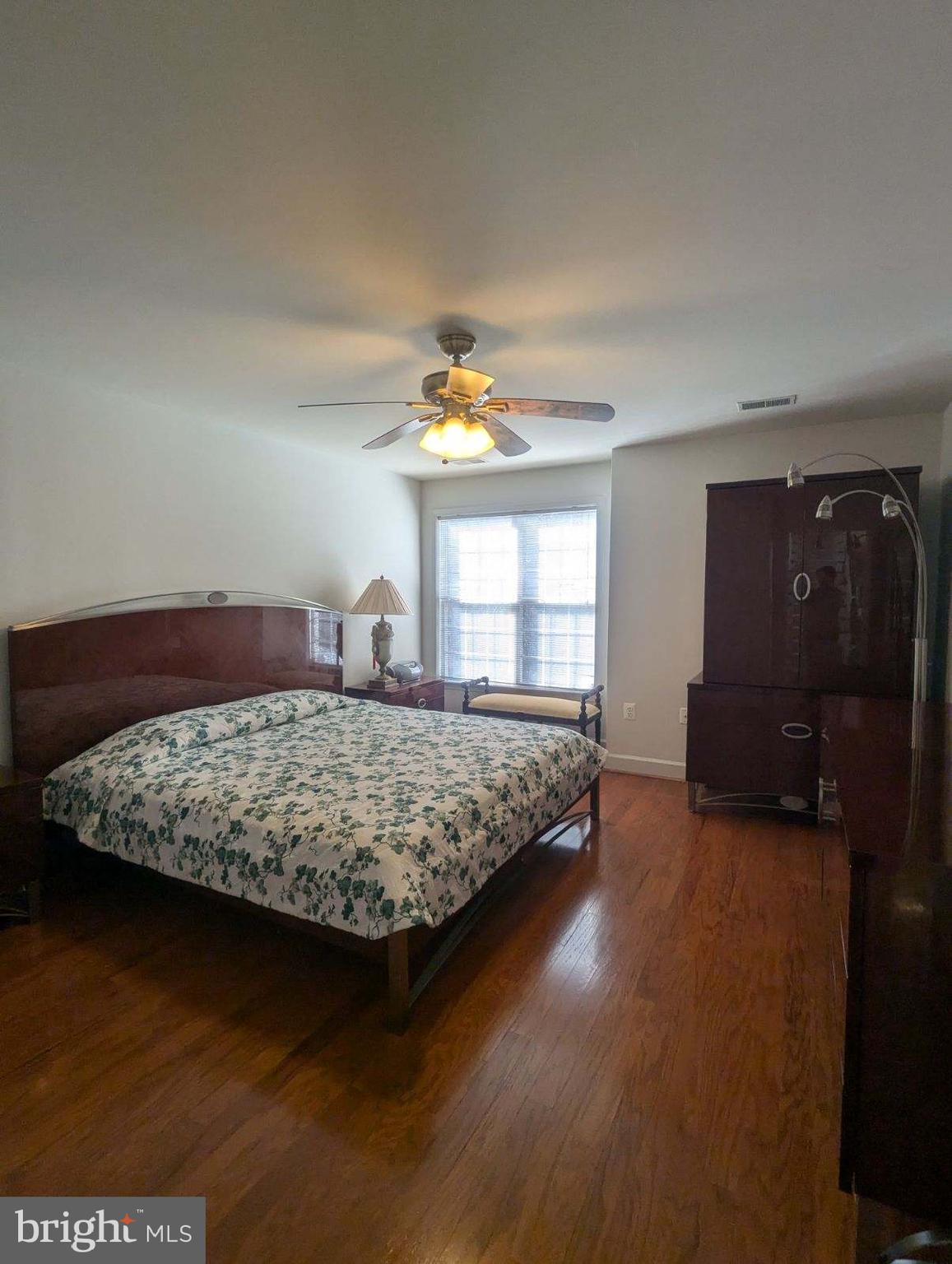 NORTH POTOMAC VILLAGE CONDOS - Residential