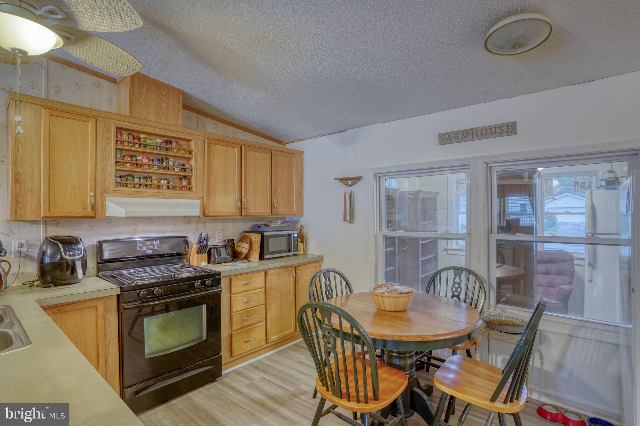 LAKELAND MHP - Residential