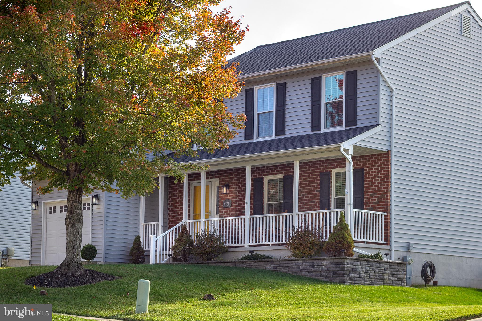 9721 HICKORYHURST DRIVE