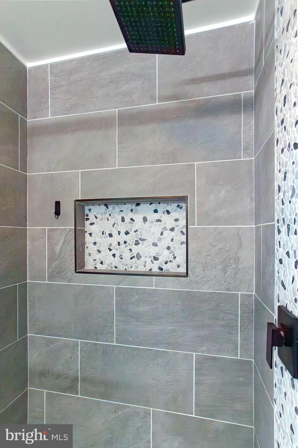 OAKHURST - Residential