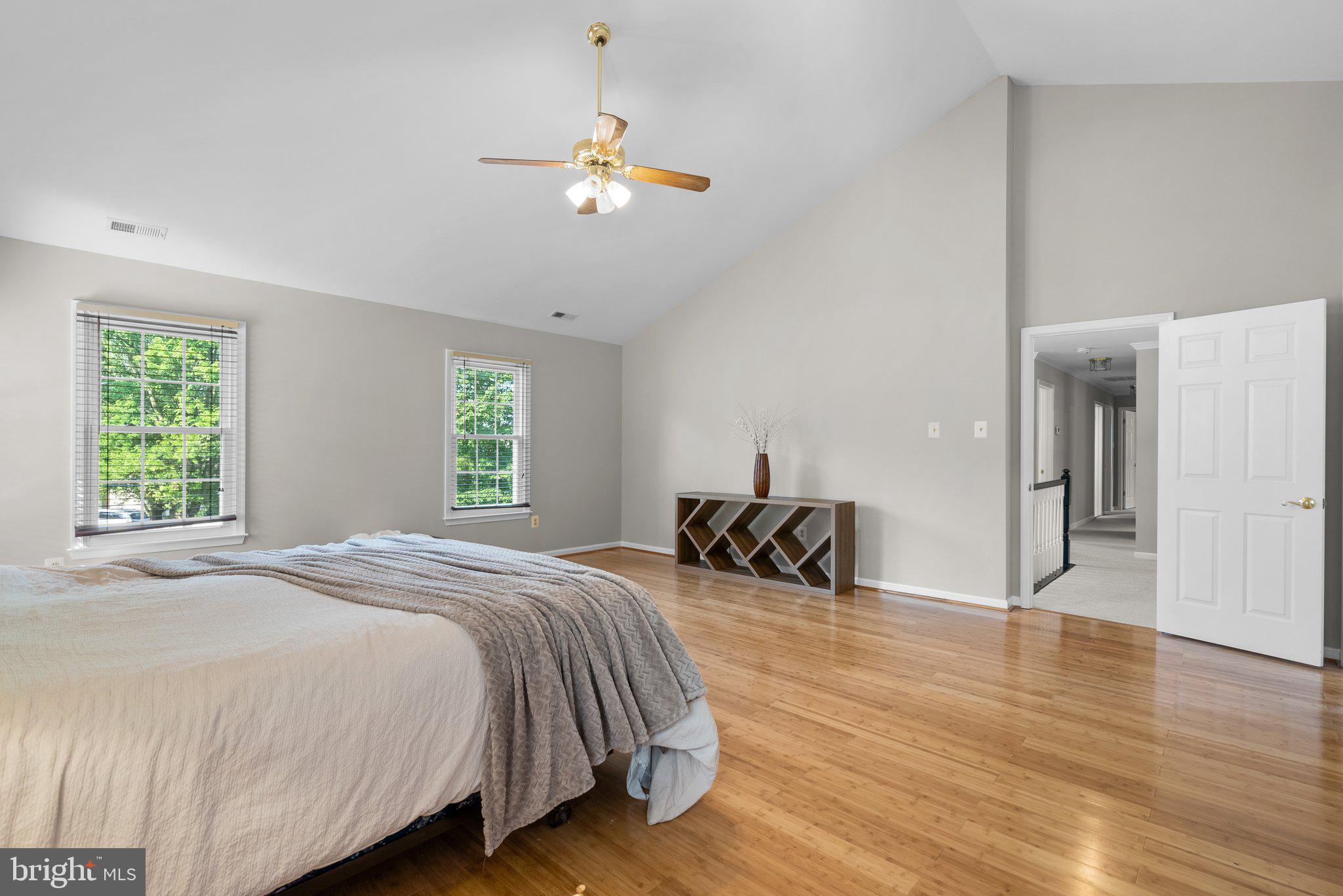 ROSEWOOD MANOR - Residential