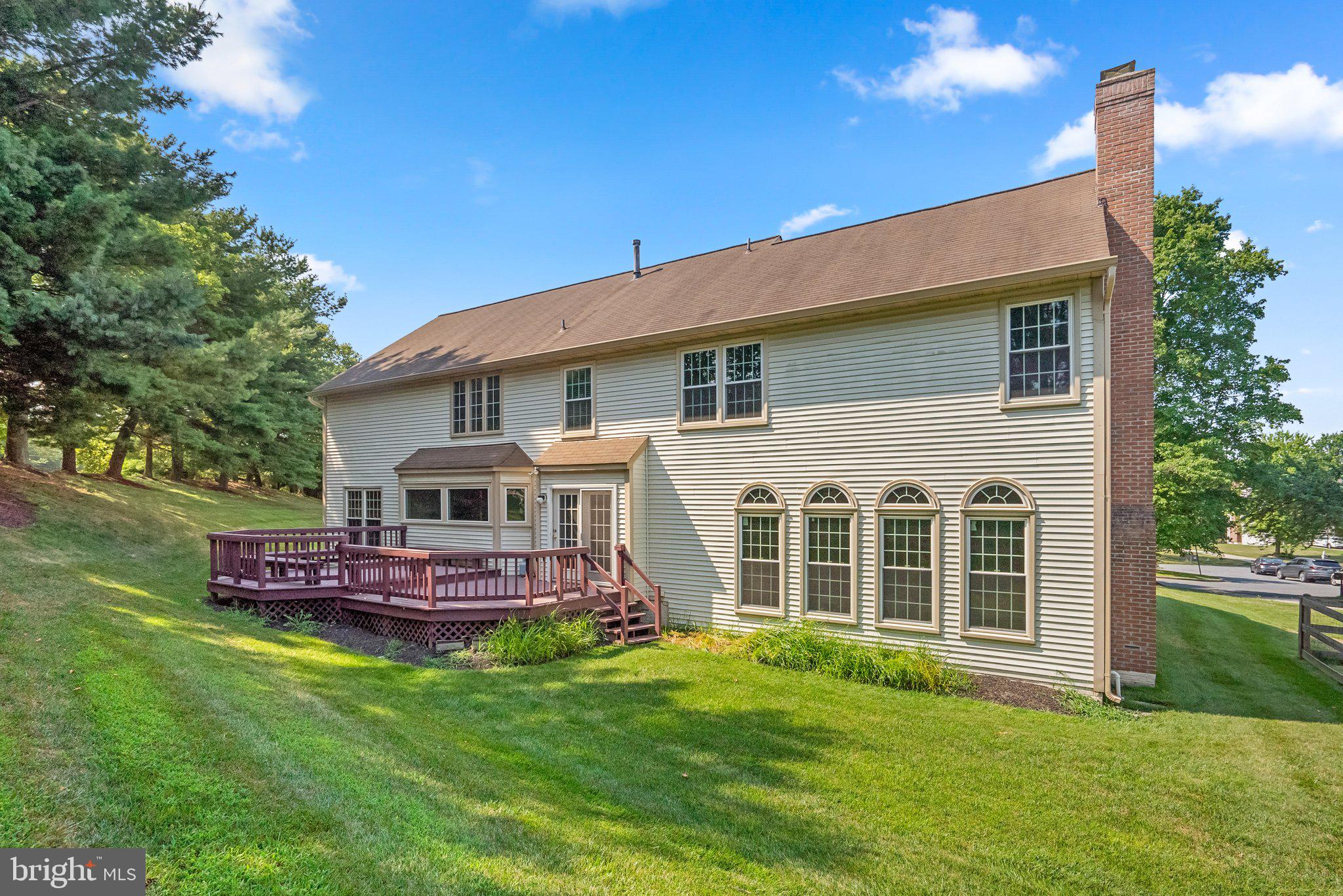 ROSEWOOD MANOR - Residential