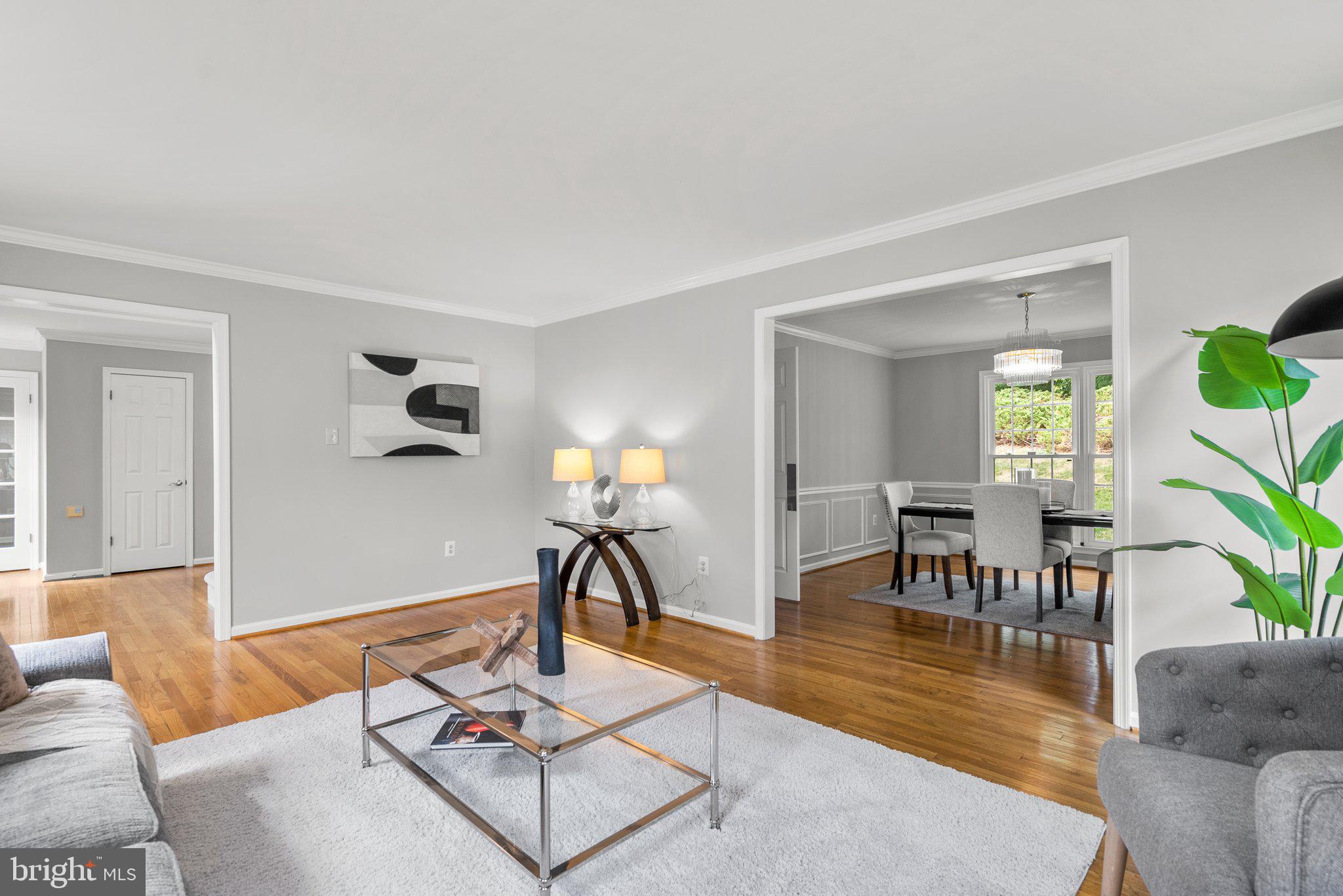 ROSEWOOD MANOR - Residential