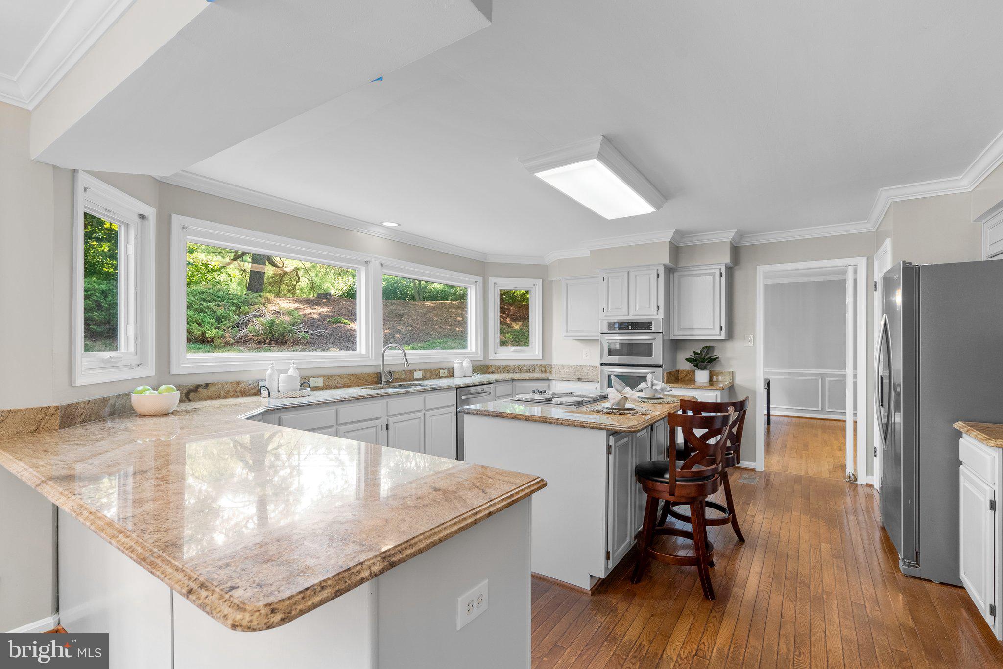 ROSEWOOD MANOR - Residential