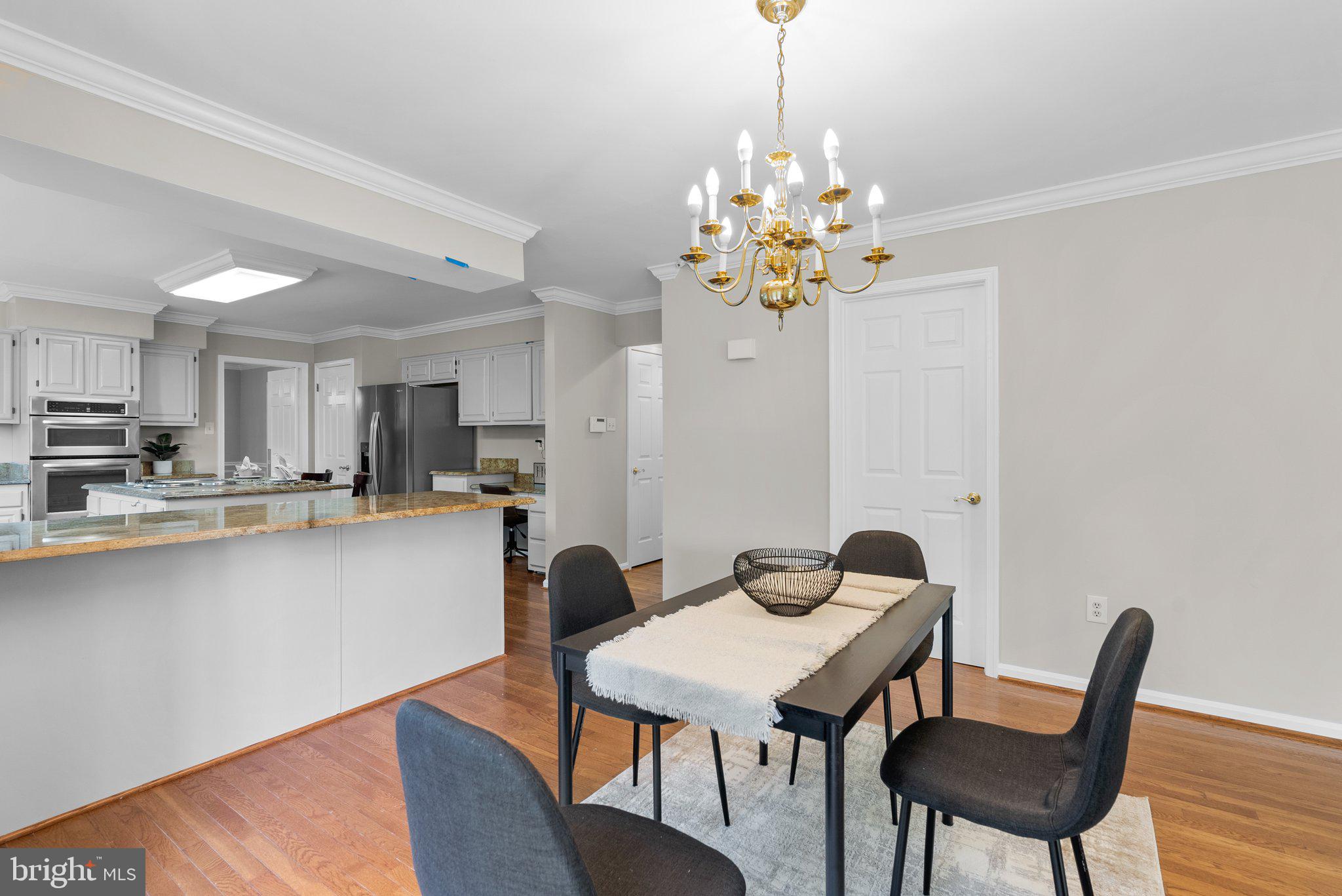 ROSEWOOD MANOR - Residential