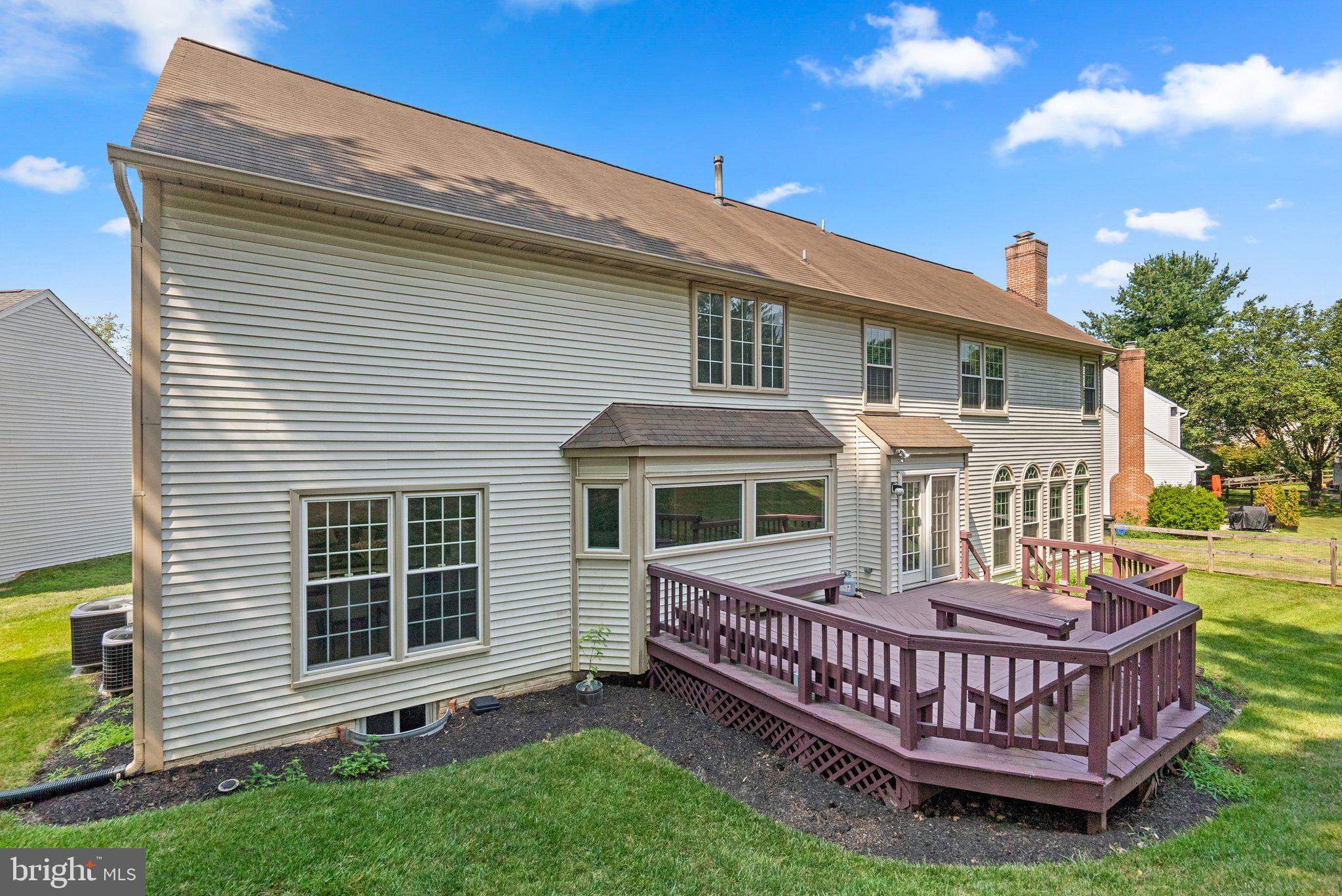 ROSEWOOD MANOR - Residential