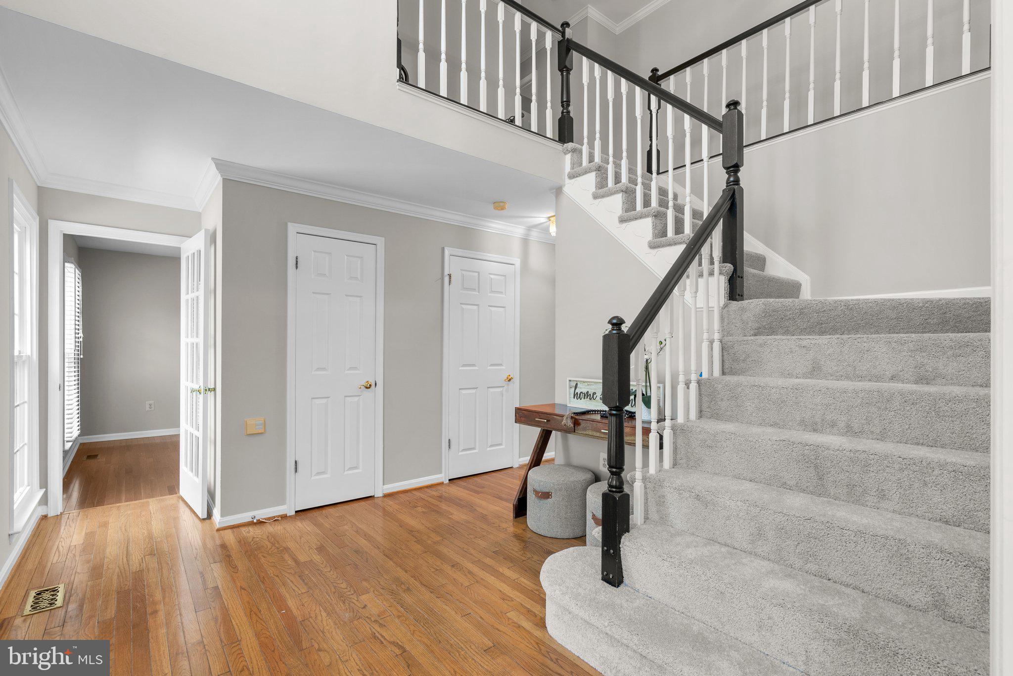 ROSEWOOD MANOR - Residential