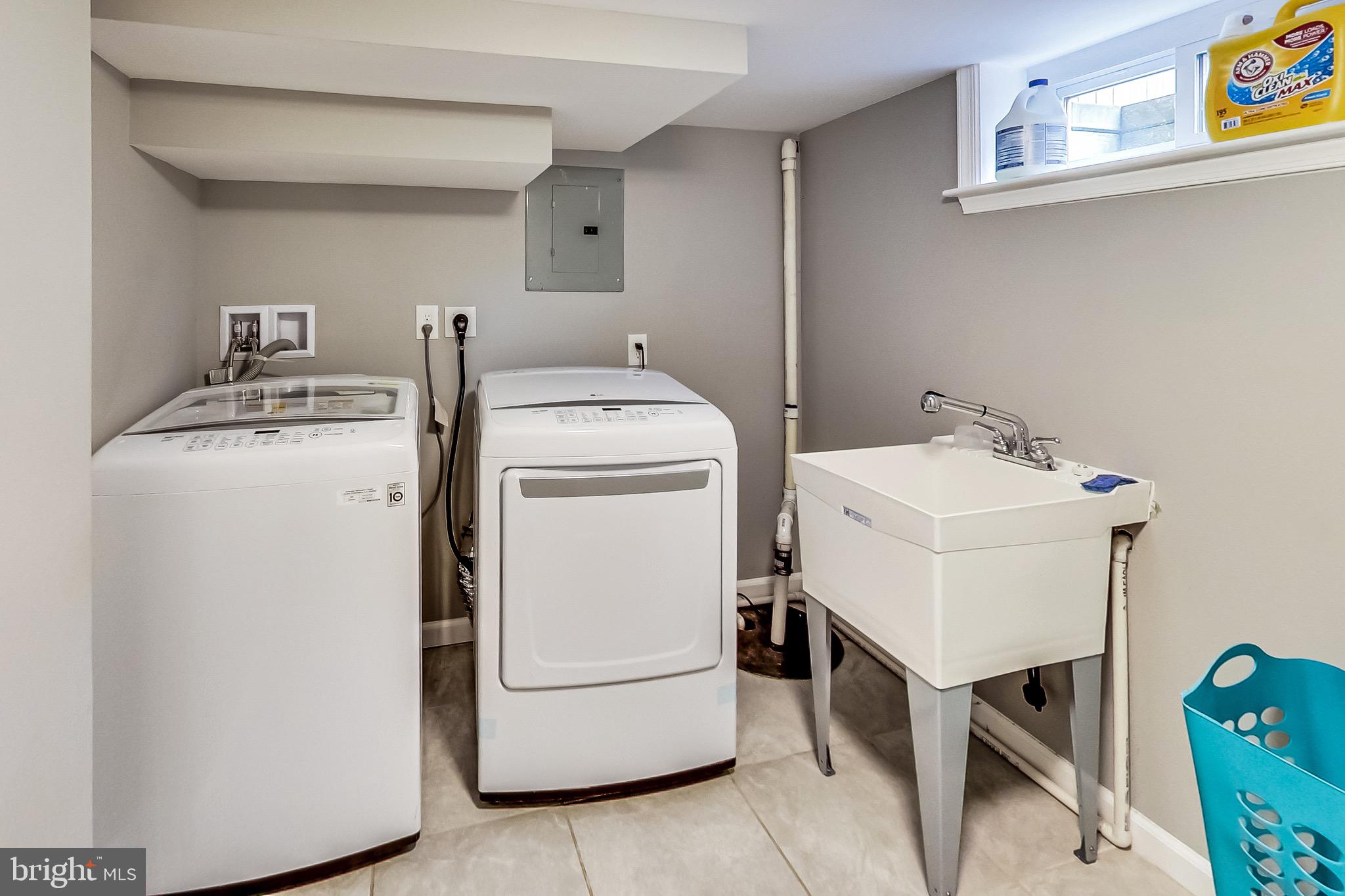 ALEXANDRIA - Residential