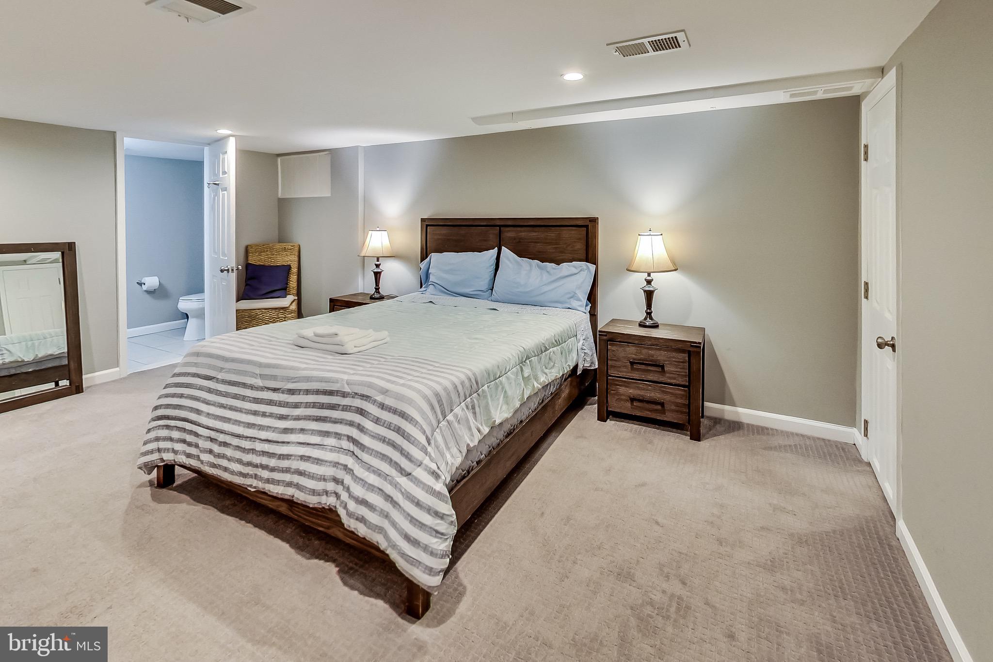 ALEXANDRIA - Residential