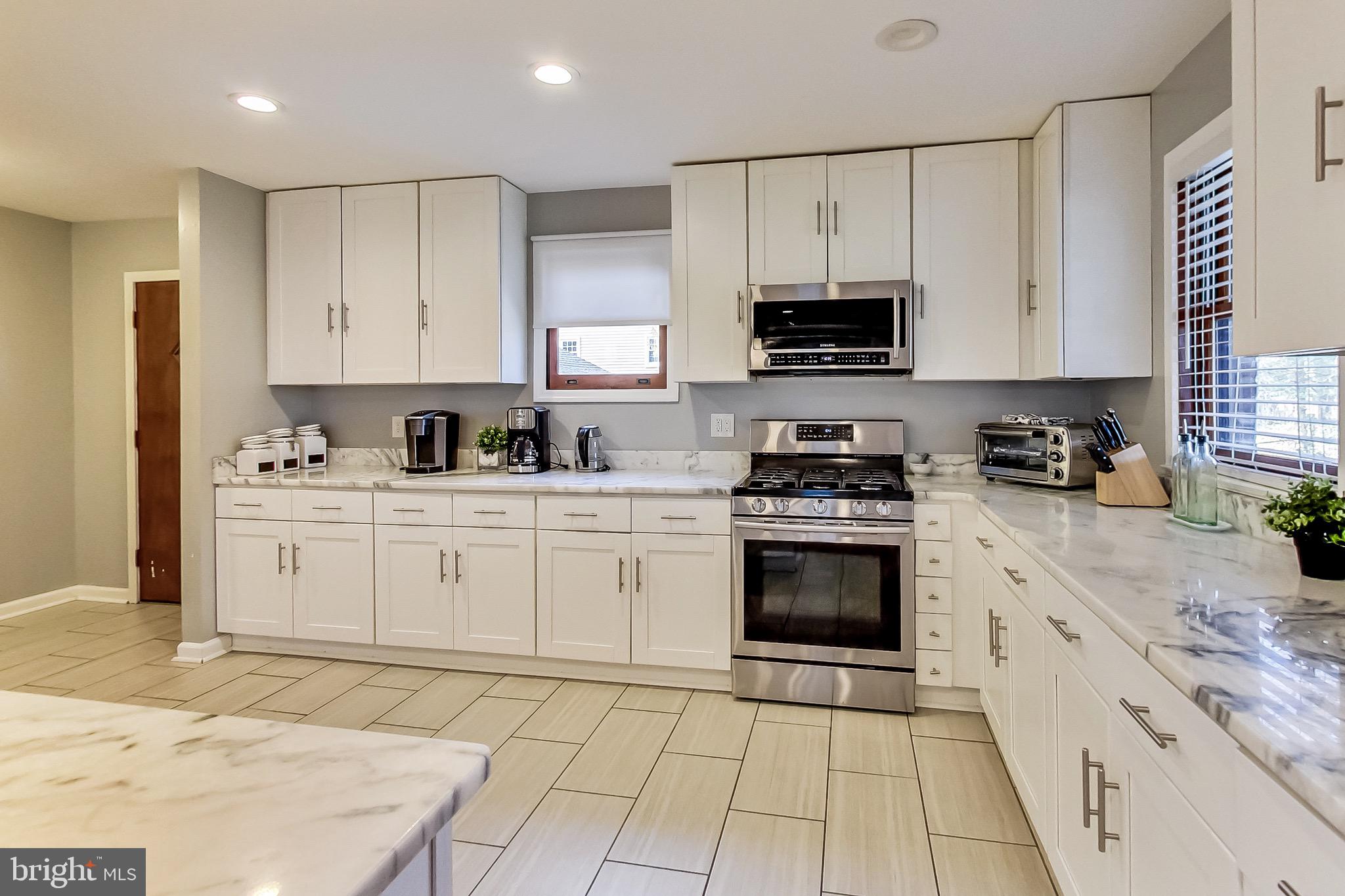 ALEXANDRIA - Residential