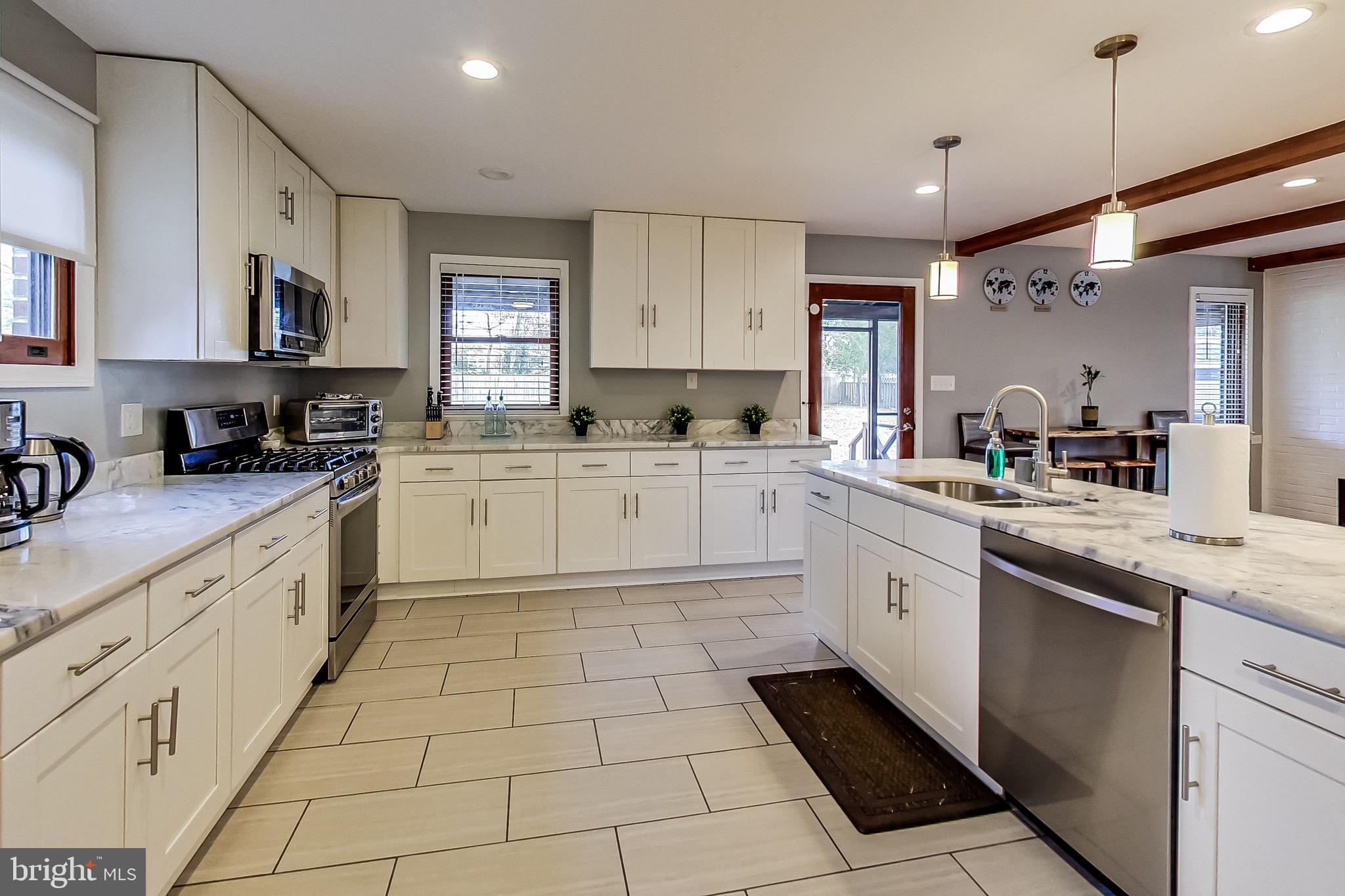 ALEXANDRIA - Residential