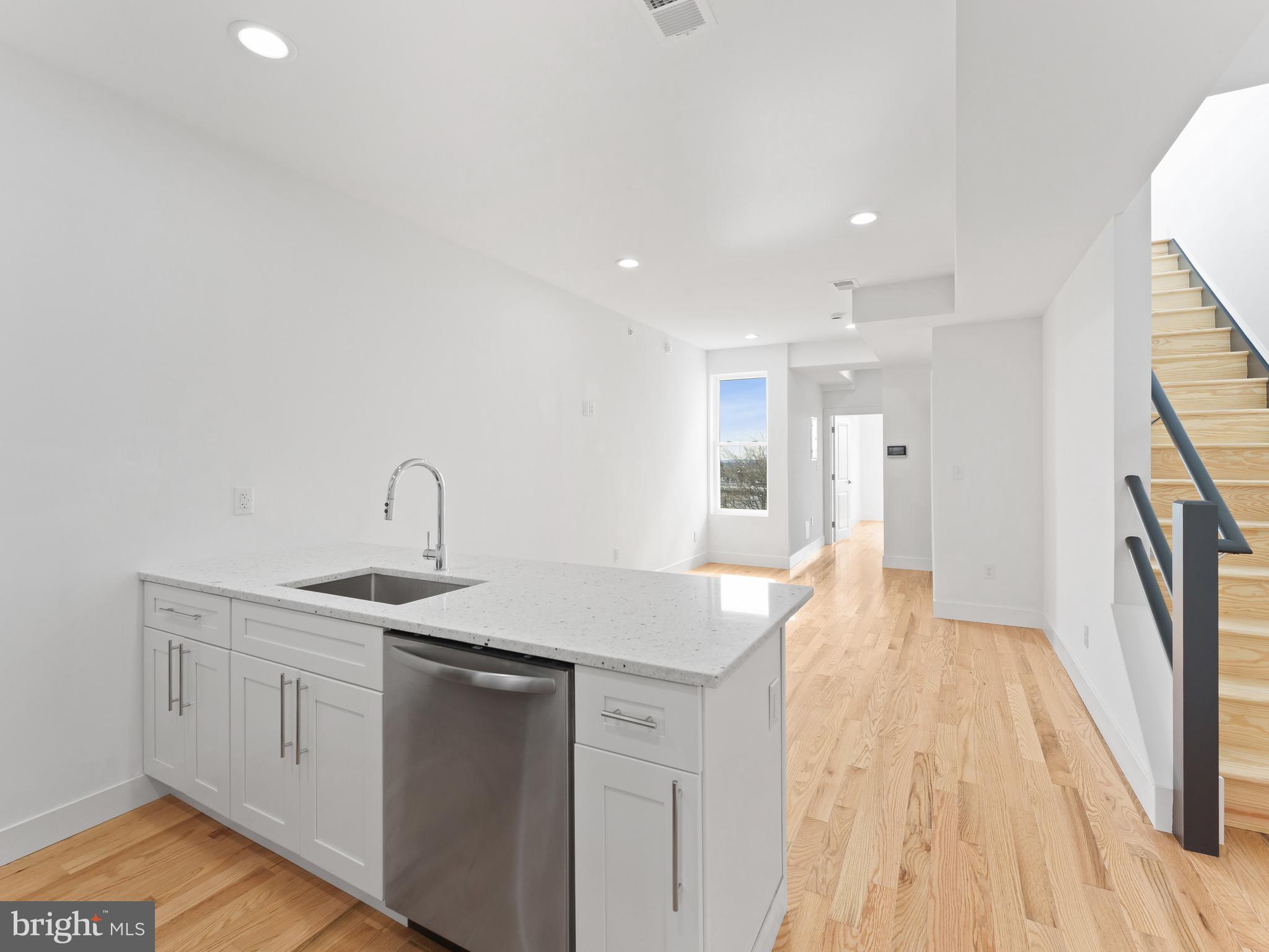 OVERBROOK - Residential Lease