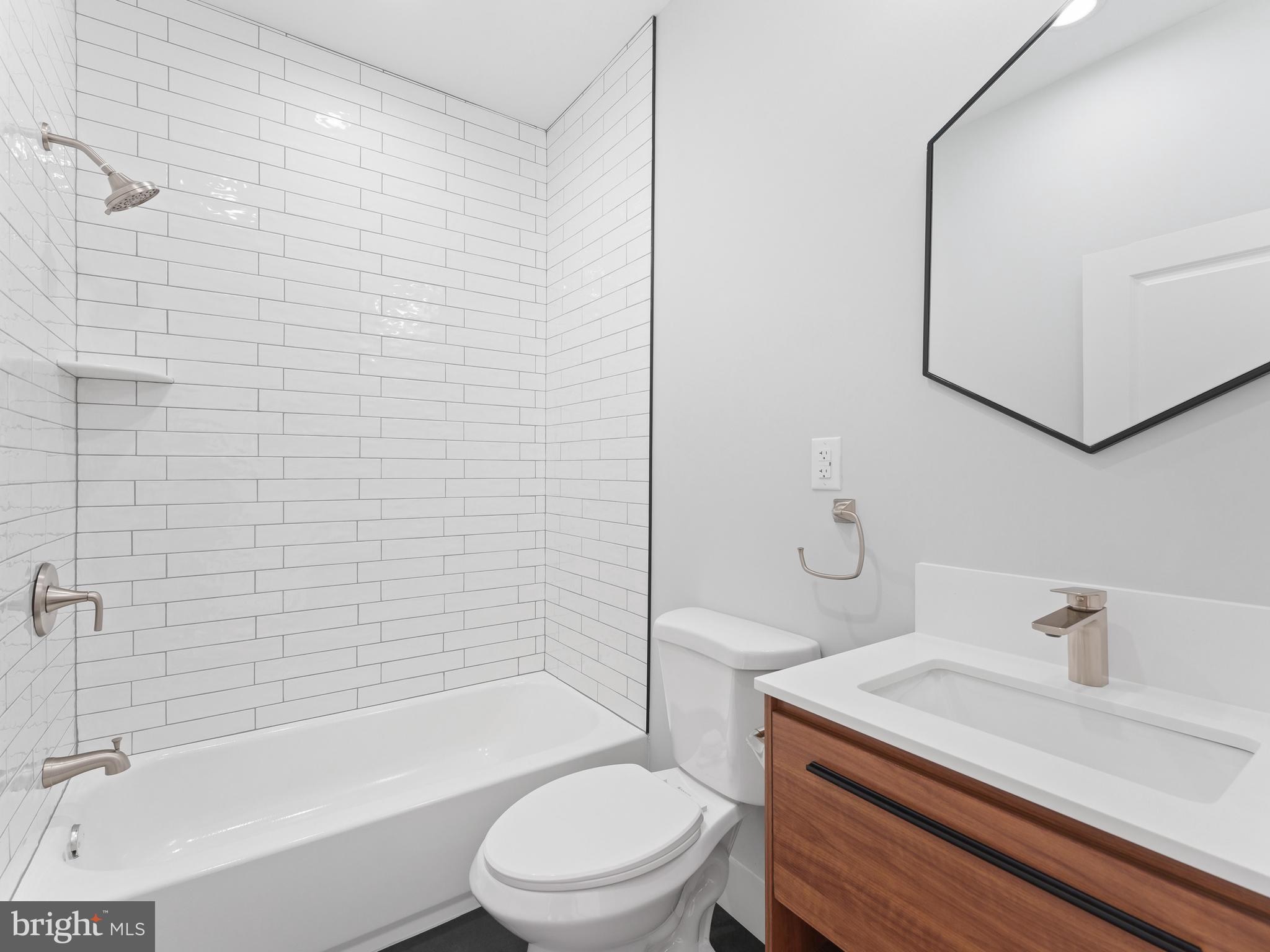 OVERBROOK - Residential Lease