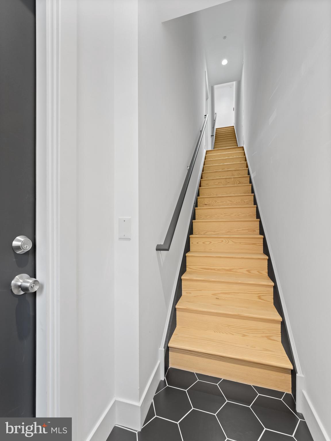 OVERBROOK - Residential Lease