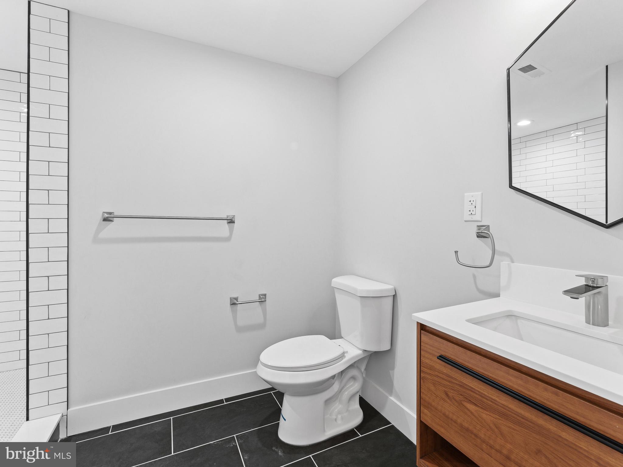 OVERBROOK - Residential Lease