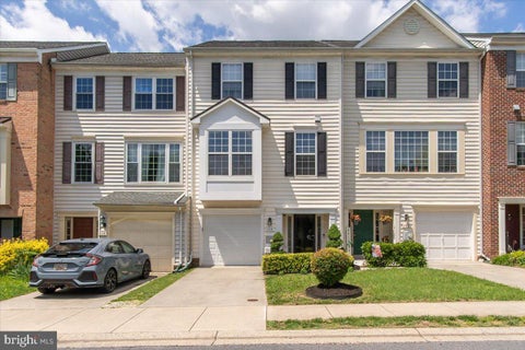 Townhouse For Sale - 114 Cavenrock Court<br/> Frederick County, FREDERICK, MD 21702