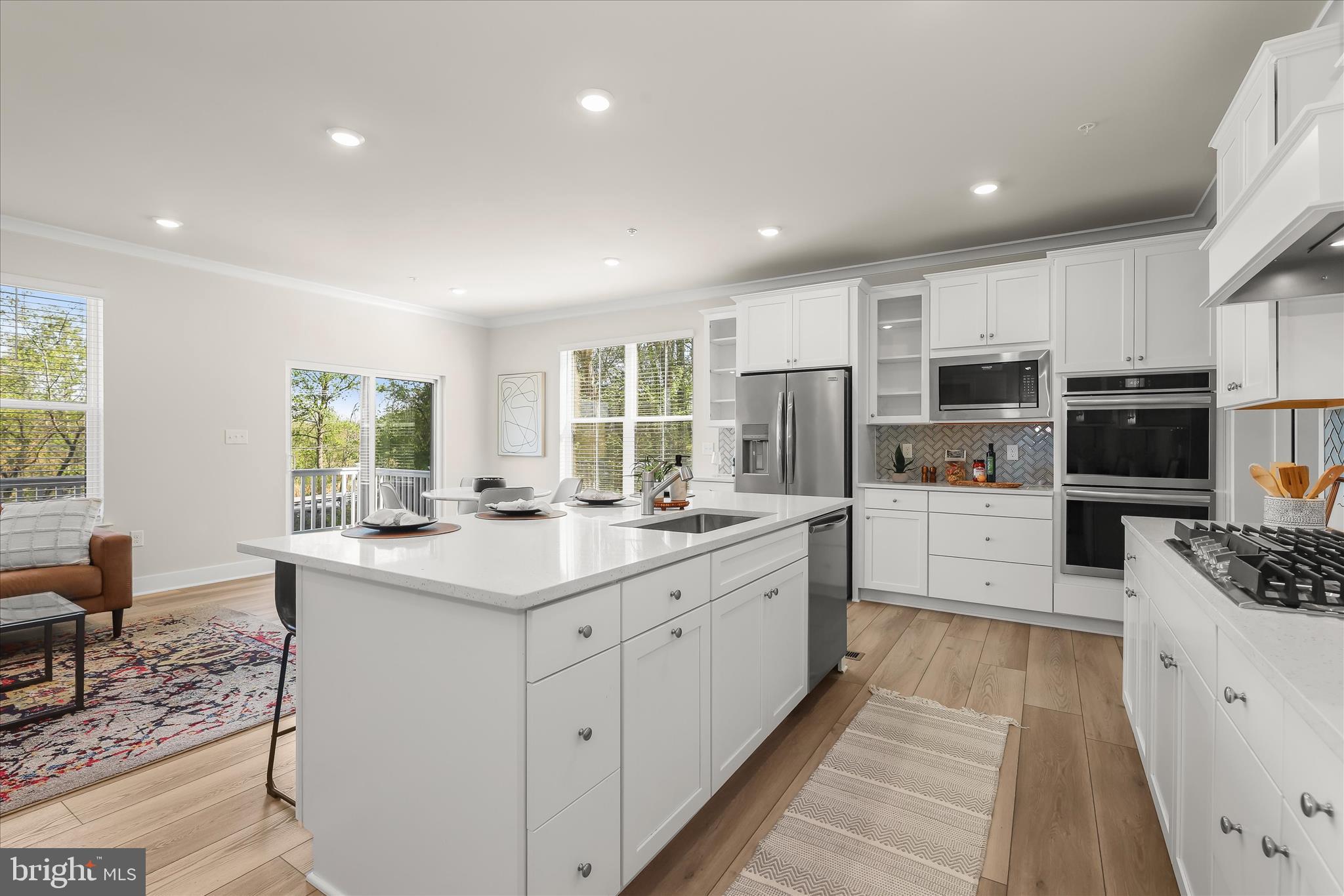 11809 SUMMER WOODS PL