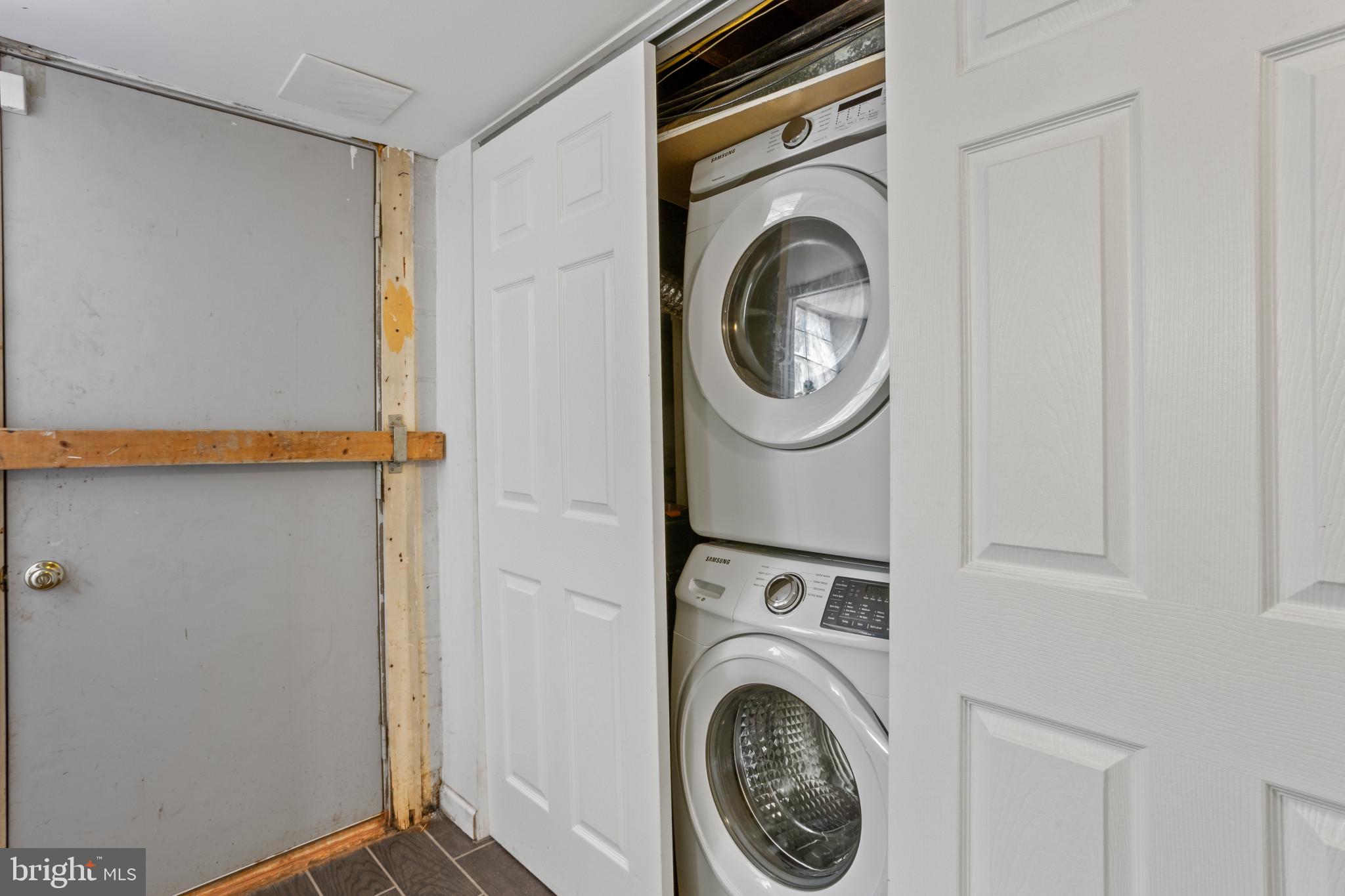 LAKELAND - Residential