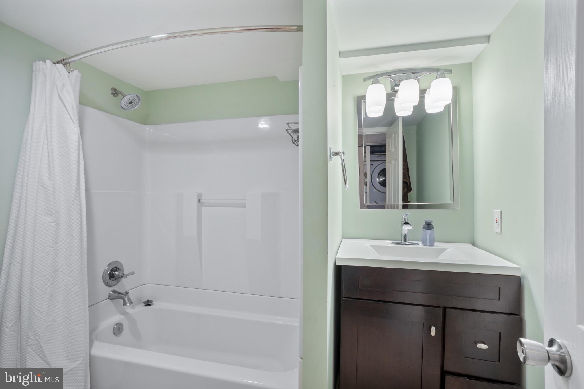 LAKELAND - Residential