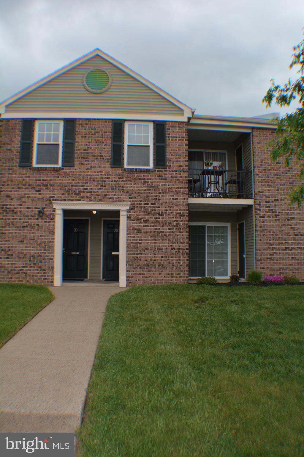 OXFORD OF BLUE BELL - Residential Lease