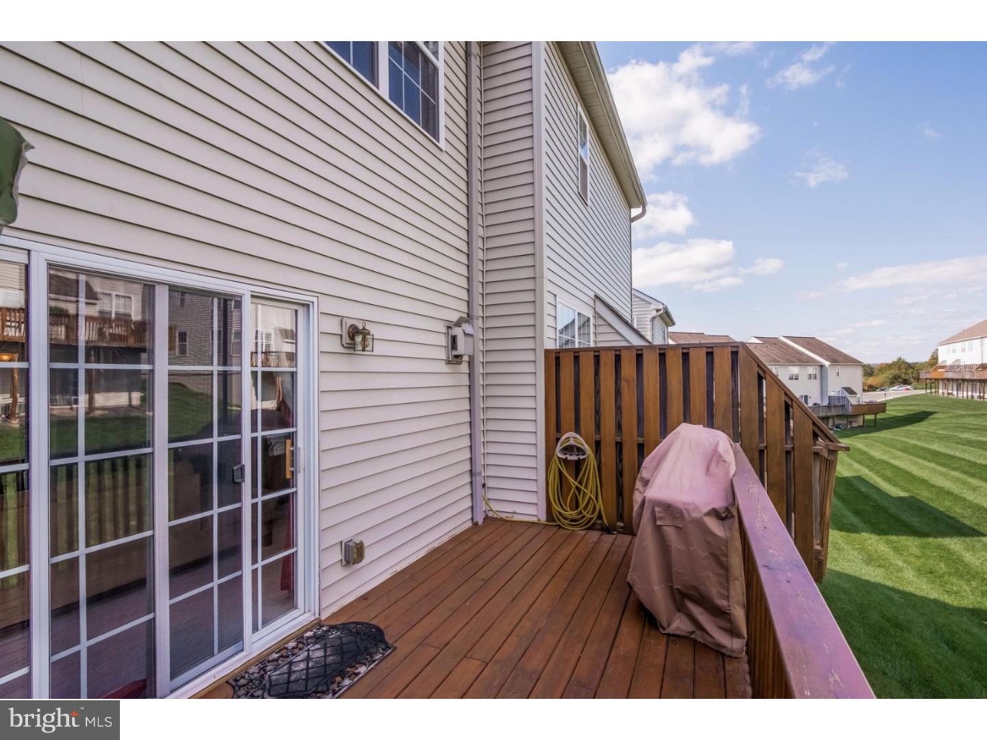 FRENCH CREEK TOWNH - Residential