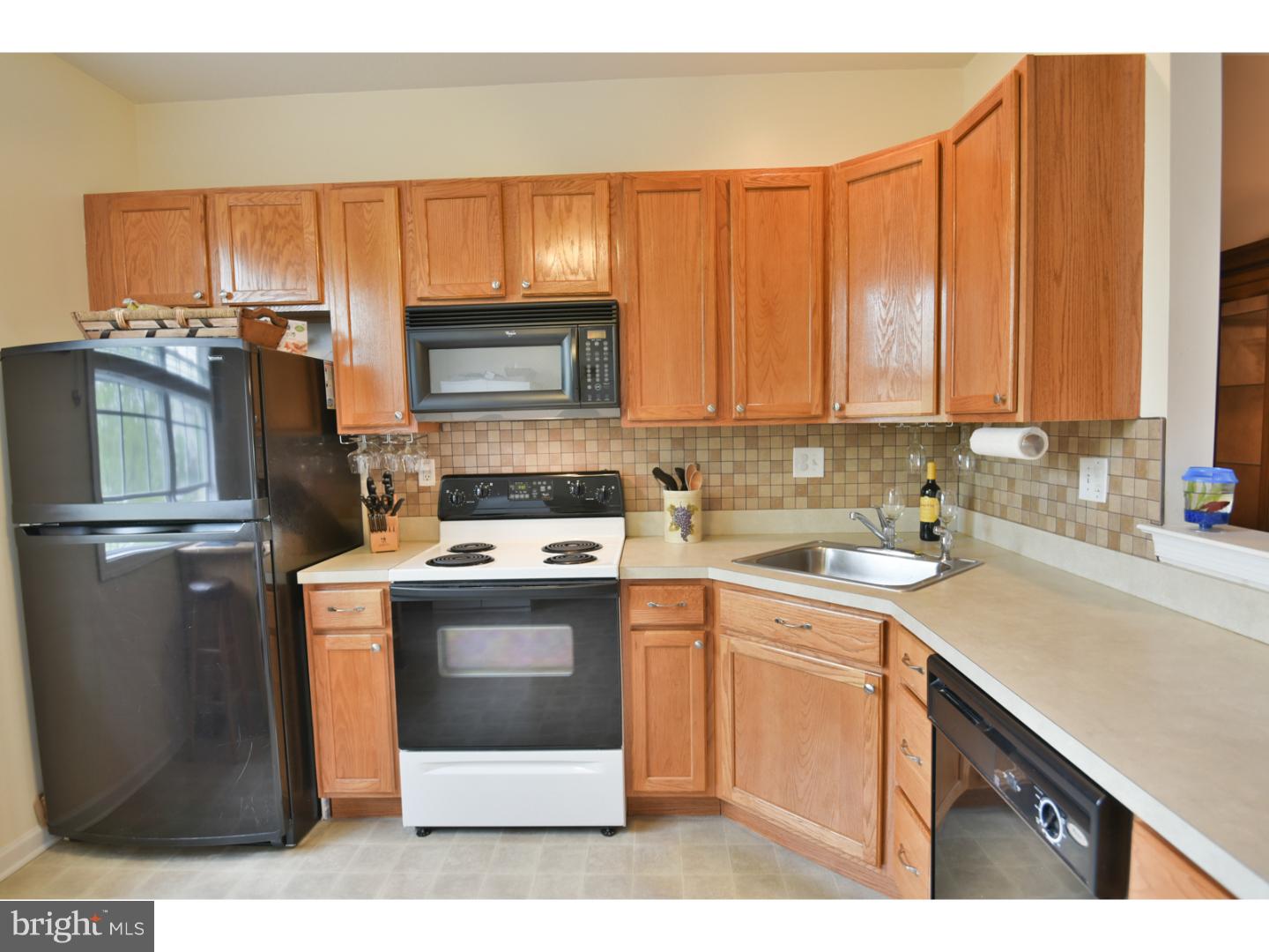 FRENCH CREEK TOWNH - Residential