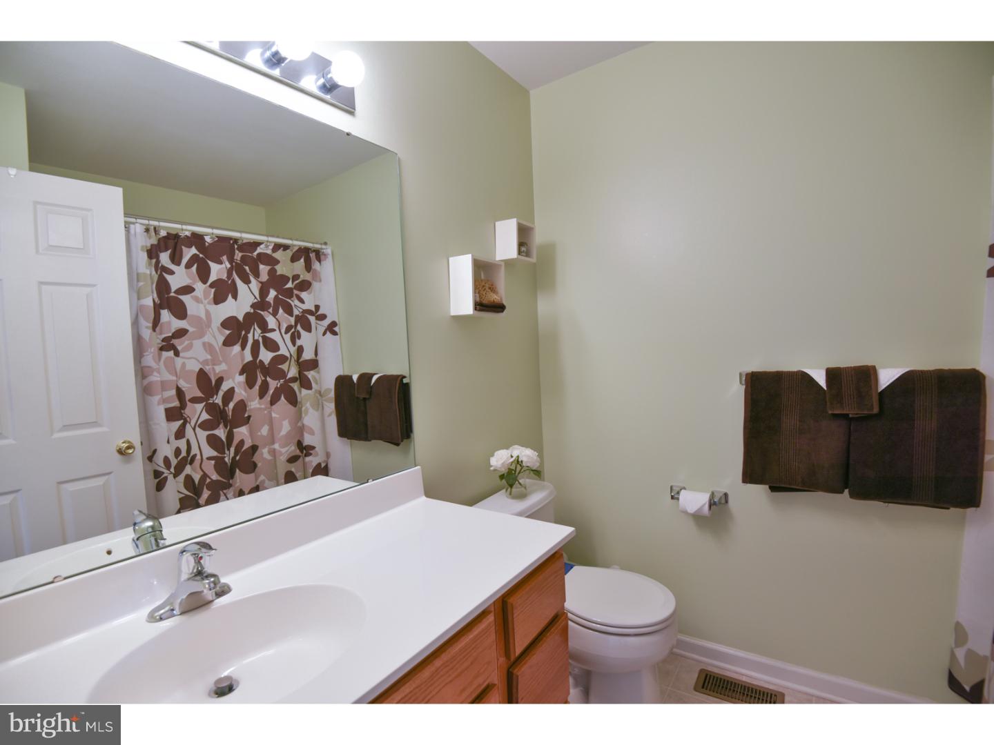 FRENCH CREEK TOWNH - Residential